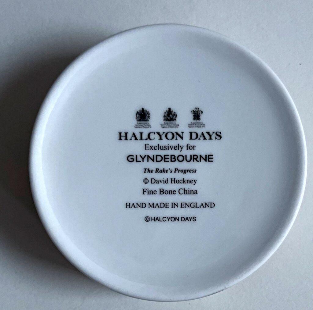 Hand made Fine Bone China Trinket Box for The Rake's Progress Drop Curtain For Sale 2