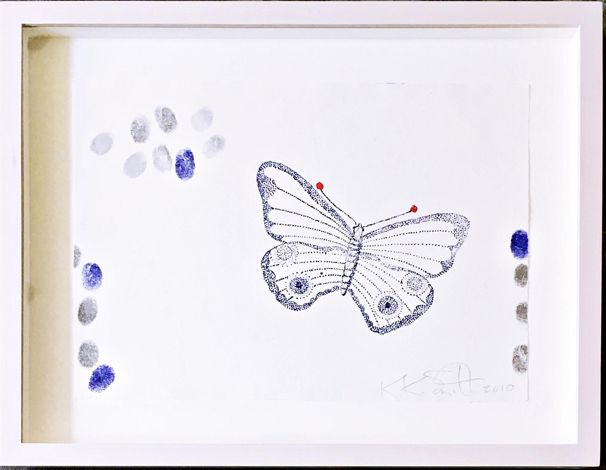 Papillon avec paillettes, monogravure mixte signée sur papier aquarelle, encadrée - Art de Kiki Smith