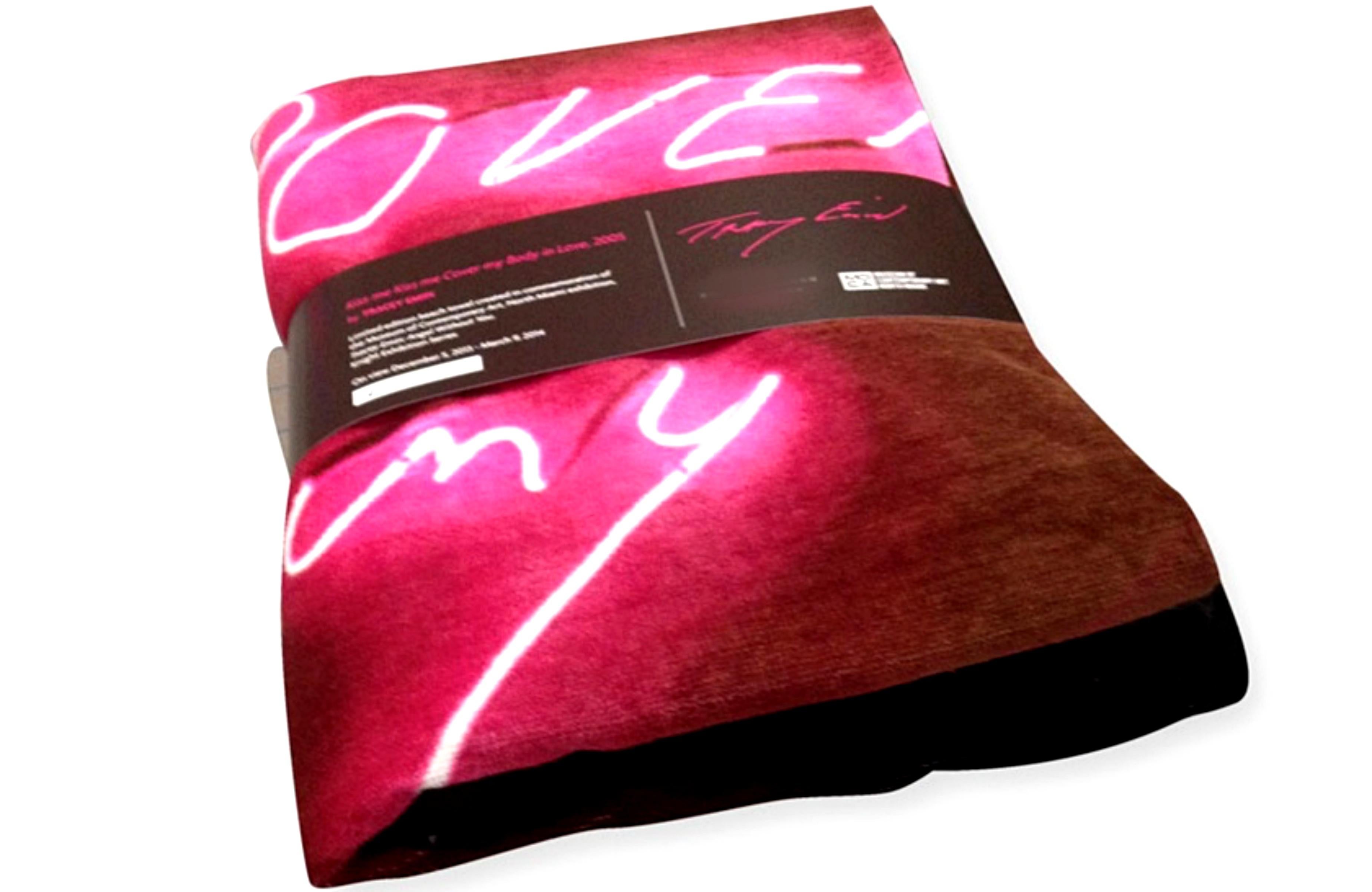 Tracey Emin, Kiss Me Towel, Limited Edition hand numbered w/official COA New! For Sale 1