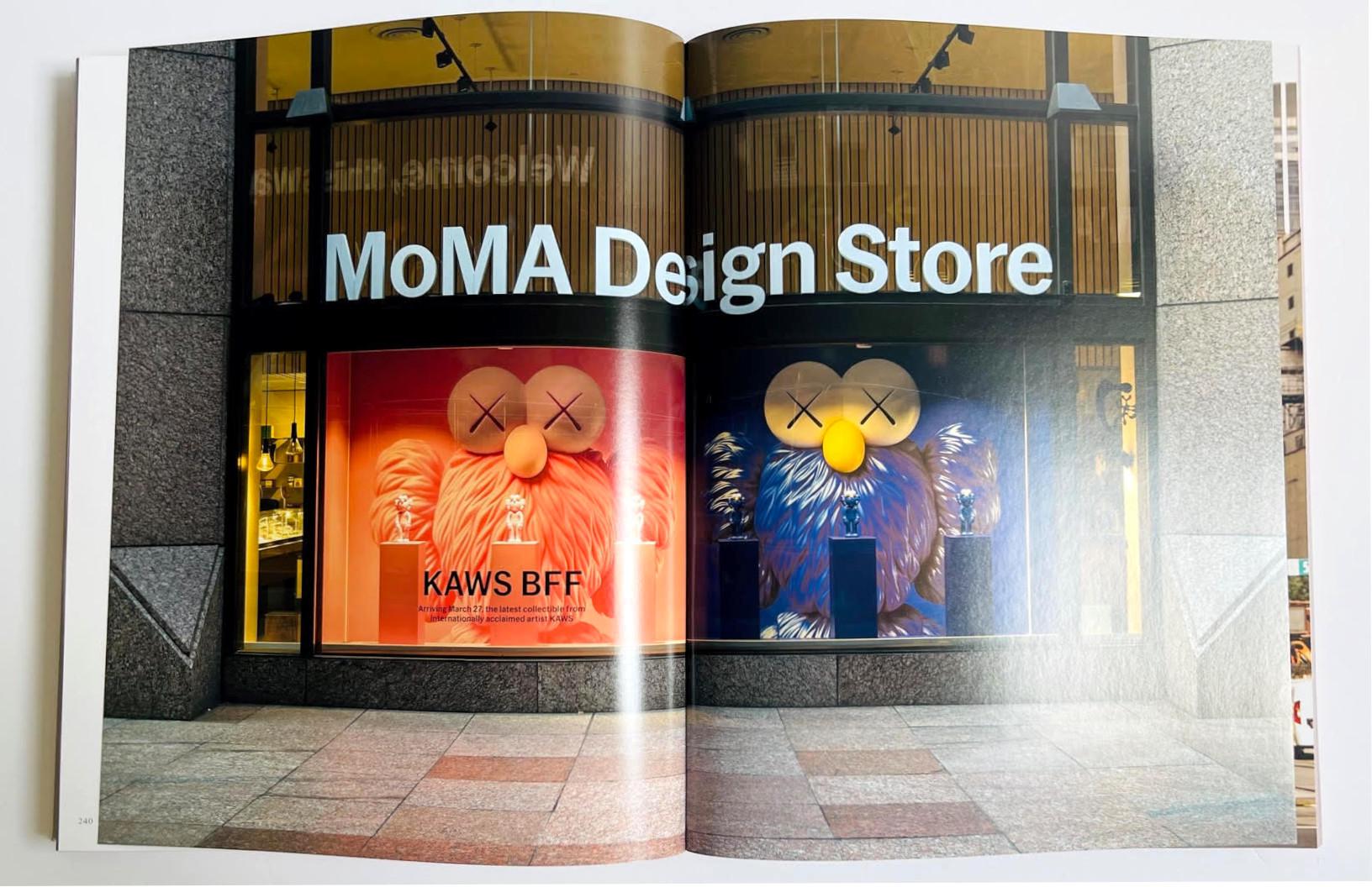 Dibujo único firmado a mano y fechado en la portada de una monografía australiana en venta 3