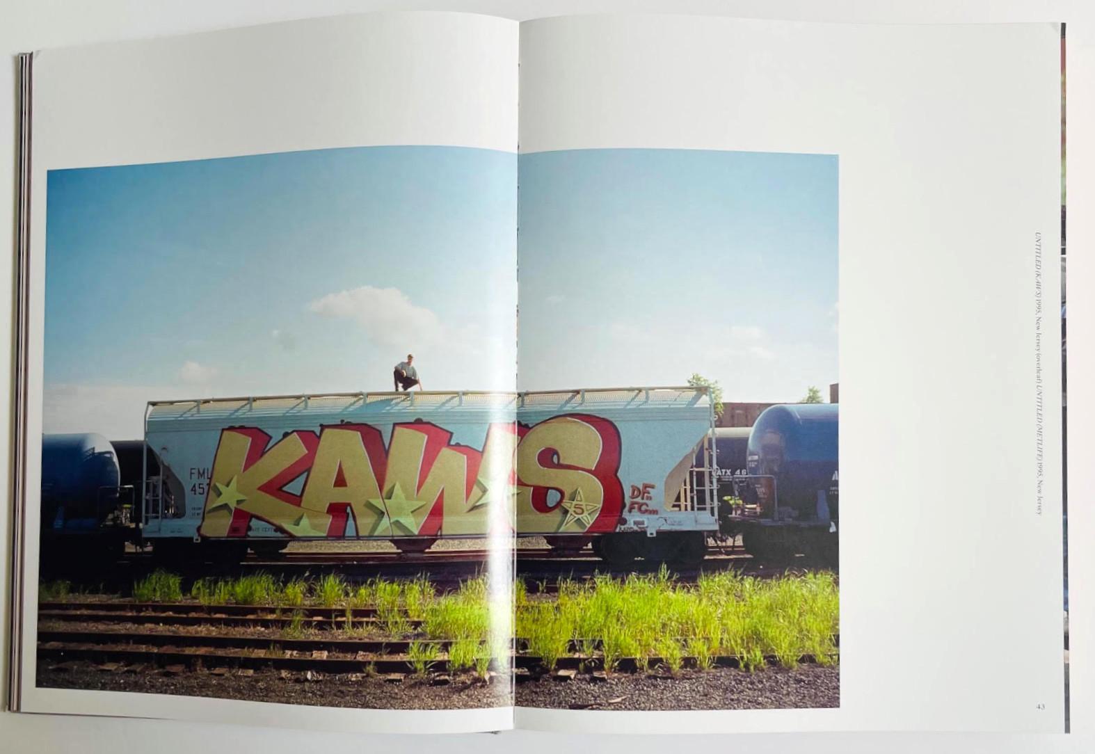 Dibujo único firmado a mano y fechado en la portada de una monografía australiana en venta 15