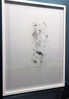 Zeitgenössische Graphitzeichnung "Fragment" der italienischen Künstlerin Marilina Marchica