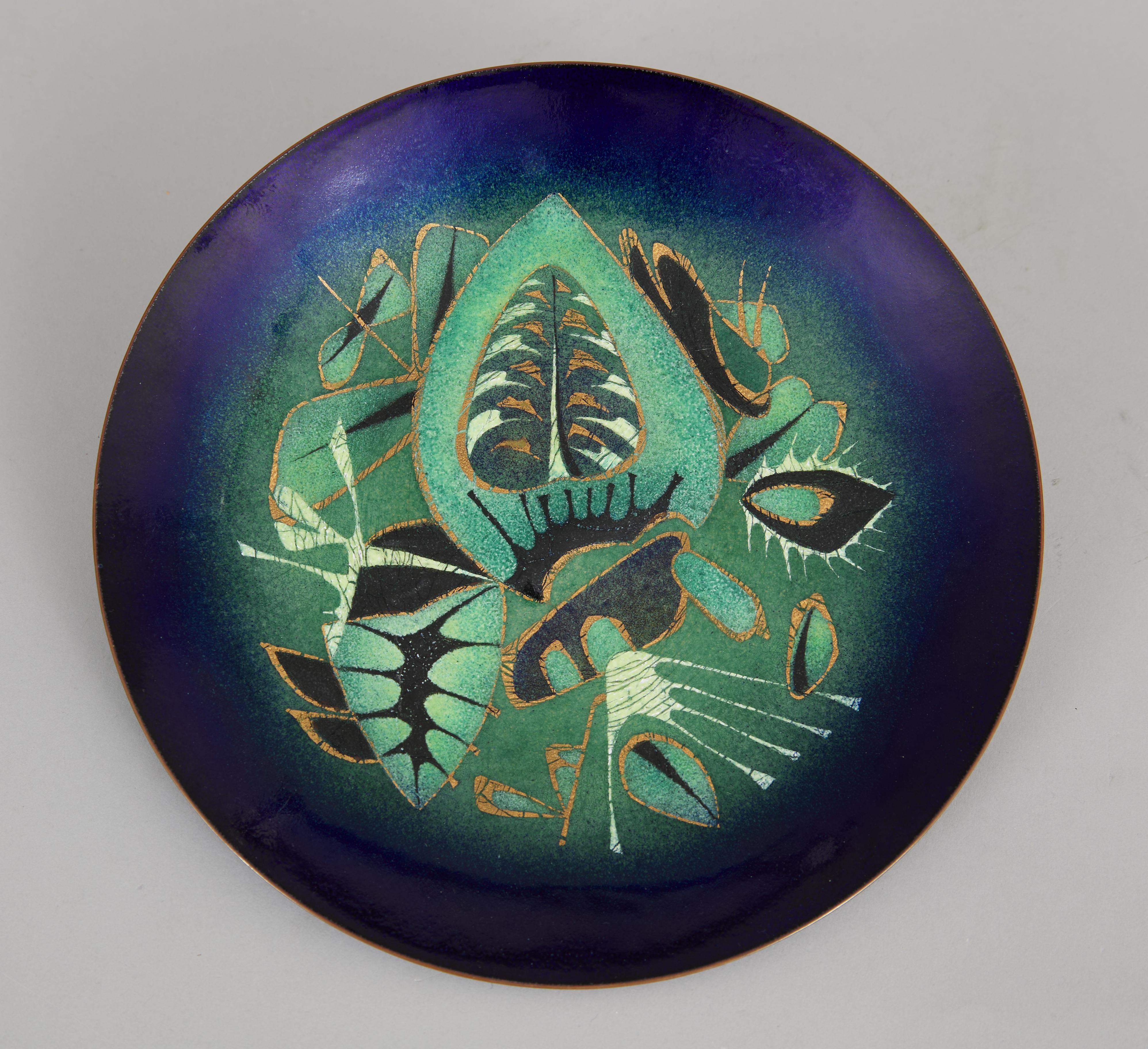 Assiette décorative bleue et verte à motifs botaniques du milieu du siècle dernier, Cleveland School - Art de Kenneth Bates