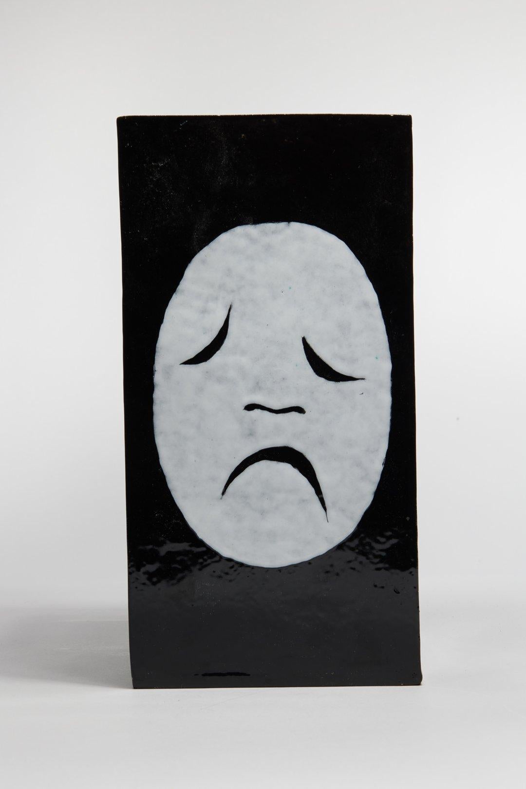 Jarrón de Caras, Máscaras Dramáticas de Cerámica del Siglo XX, Artista Italiano en venta 4