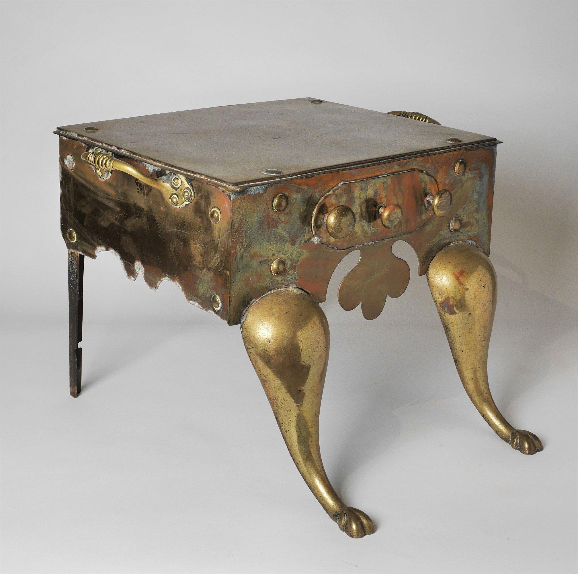 18th Century English Double Handle Footman For Sale 1