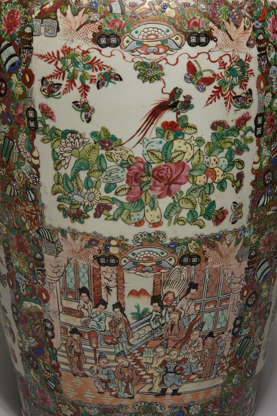 Monumental Chinese Famille Rose Medallion Vase, 20th Century For Sale 3