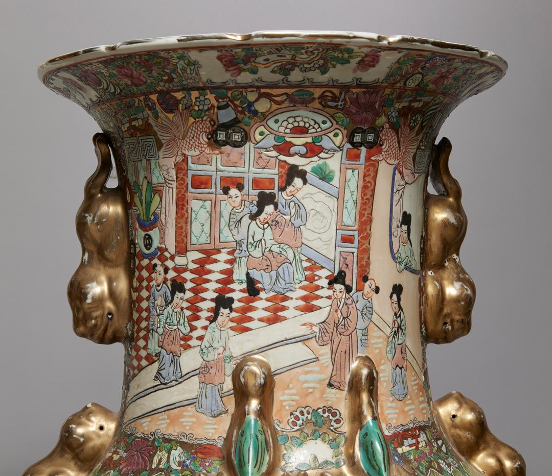 Monumental Chinese Famille Rose Medallion Vase, 20th Century For Sale 1