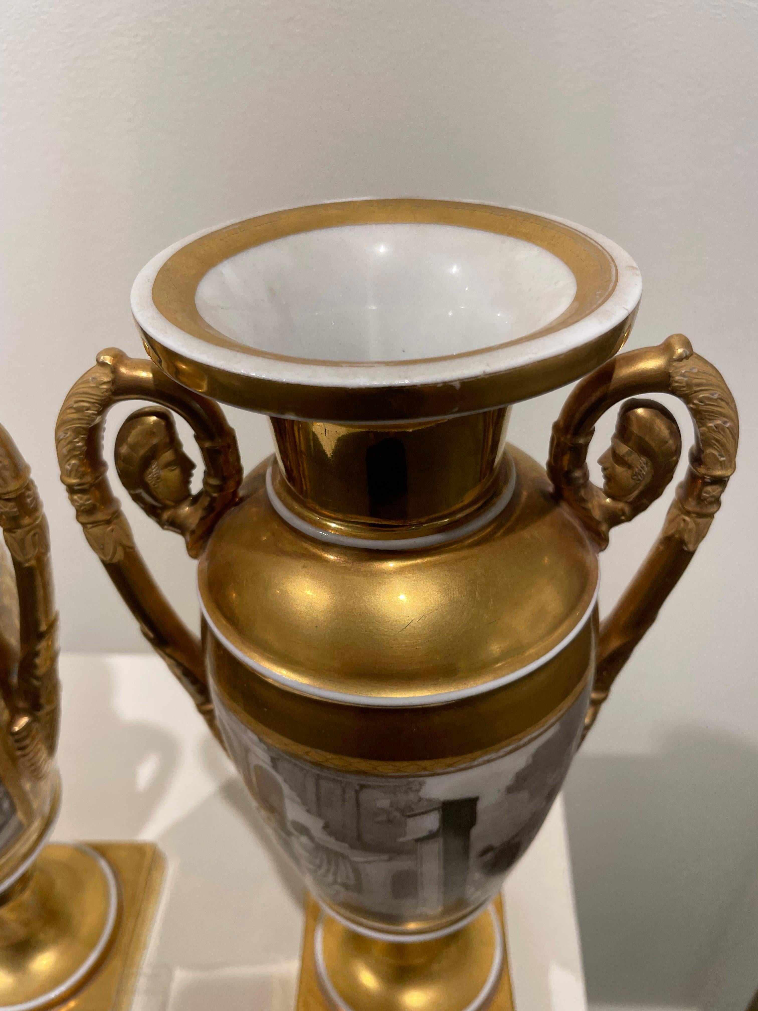 Pair of French Porcelain de Paris Gold Urns with Scenes of Roman History For Sale 17