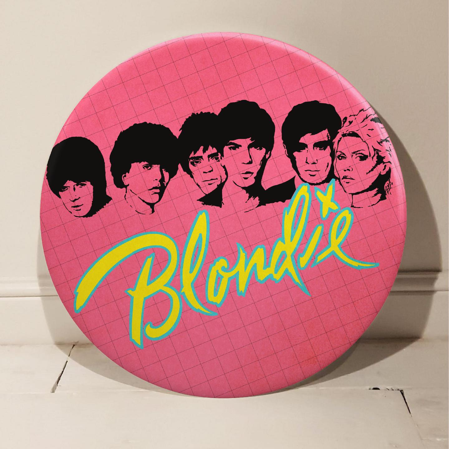 Blondie Riesiger handgefertigter 3D-Vintage-Knopfleiste