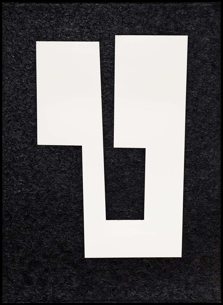 John Guthrie Abstract Painting - "Uviol" Minimalist Geometric Black and White Oil Painting 