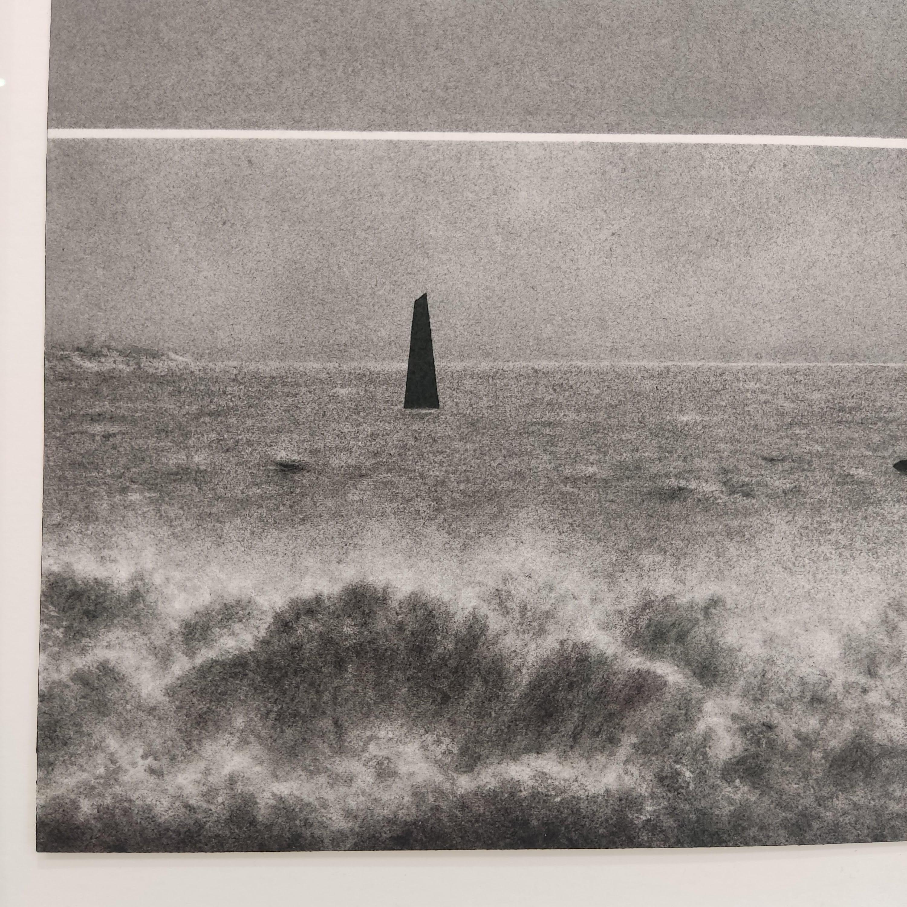 Les Indestinés, Charcoal, Black & White Drawing, Wave, Sea - Art by Fabien Granet