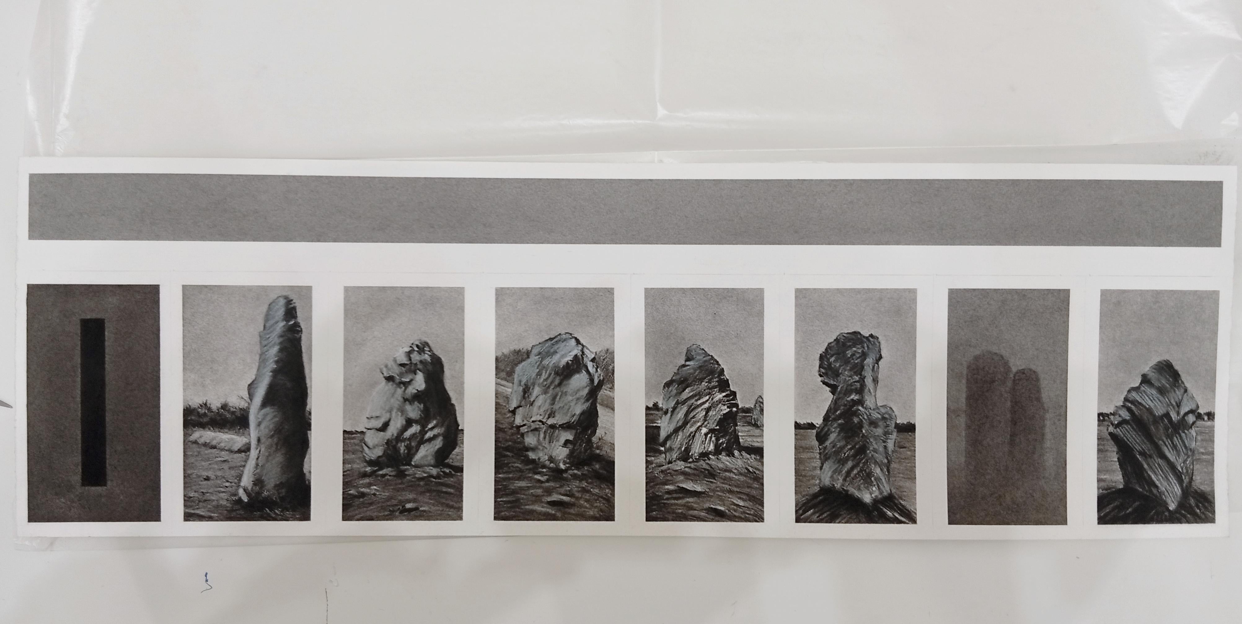 Alignement Lagatjar, Bretagne Frankreich, Kohle, Zeitgenössische Landschaftszeichnung im Angebot 4