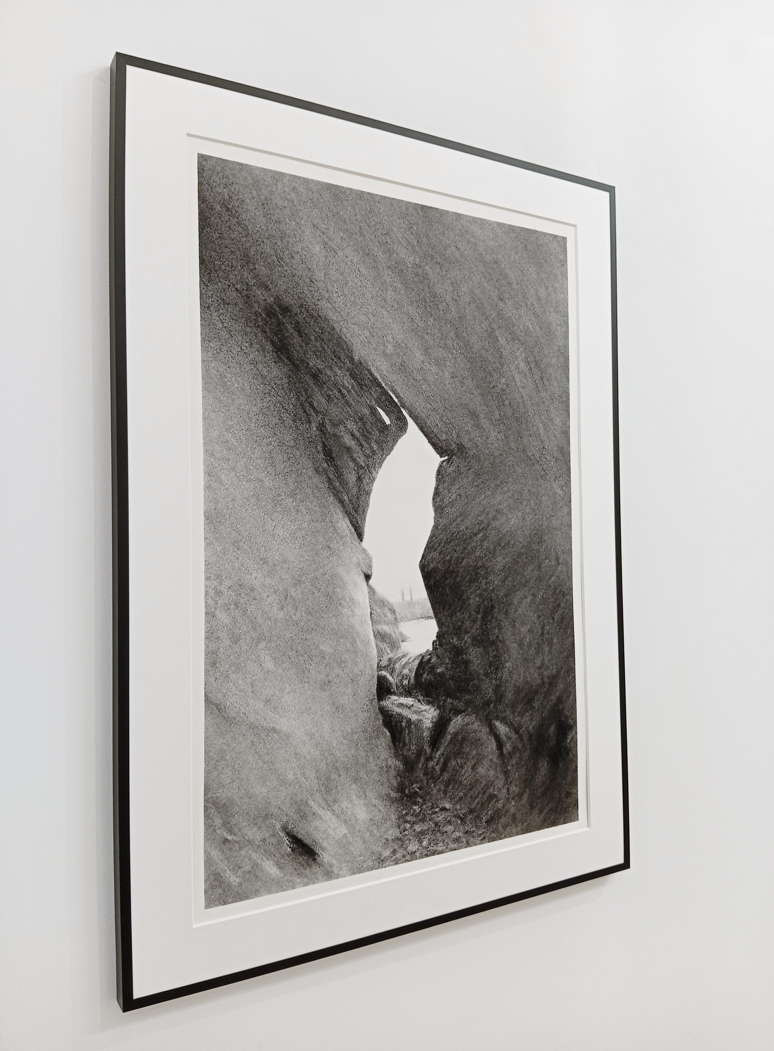 Point de Voir, Paesaggio realistico a carboncino, vista attraverso le formazioni di pietra in vendita 2