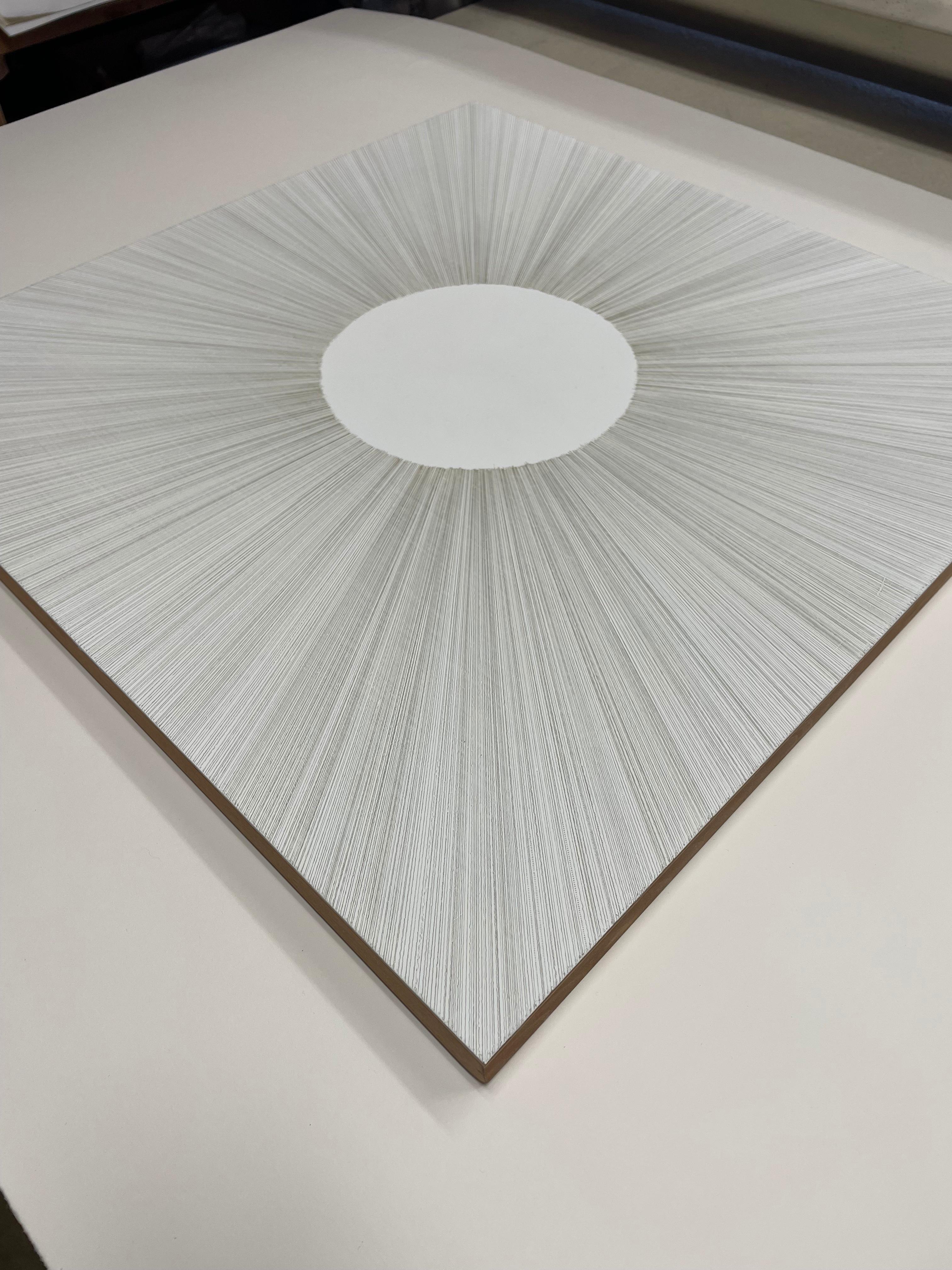 Sans titre III - Gris Abstract Drawing par Jonathan Higgins