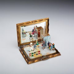 Chic Boutique, Mystique Peek