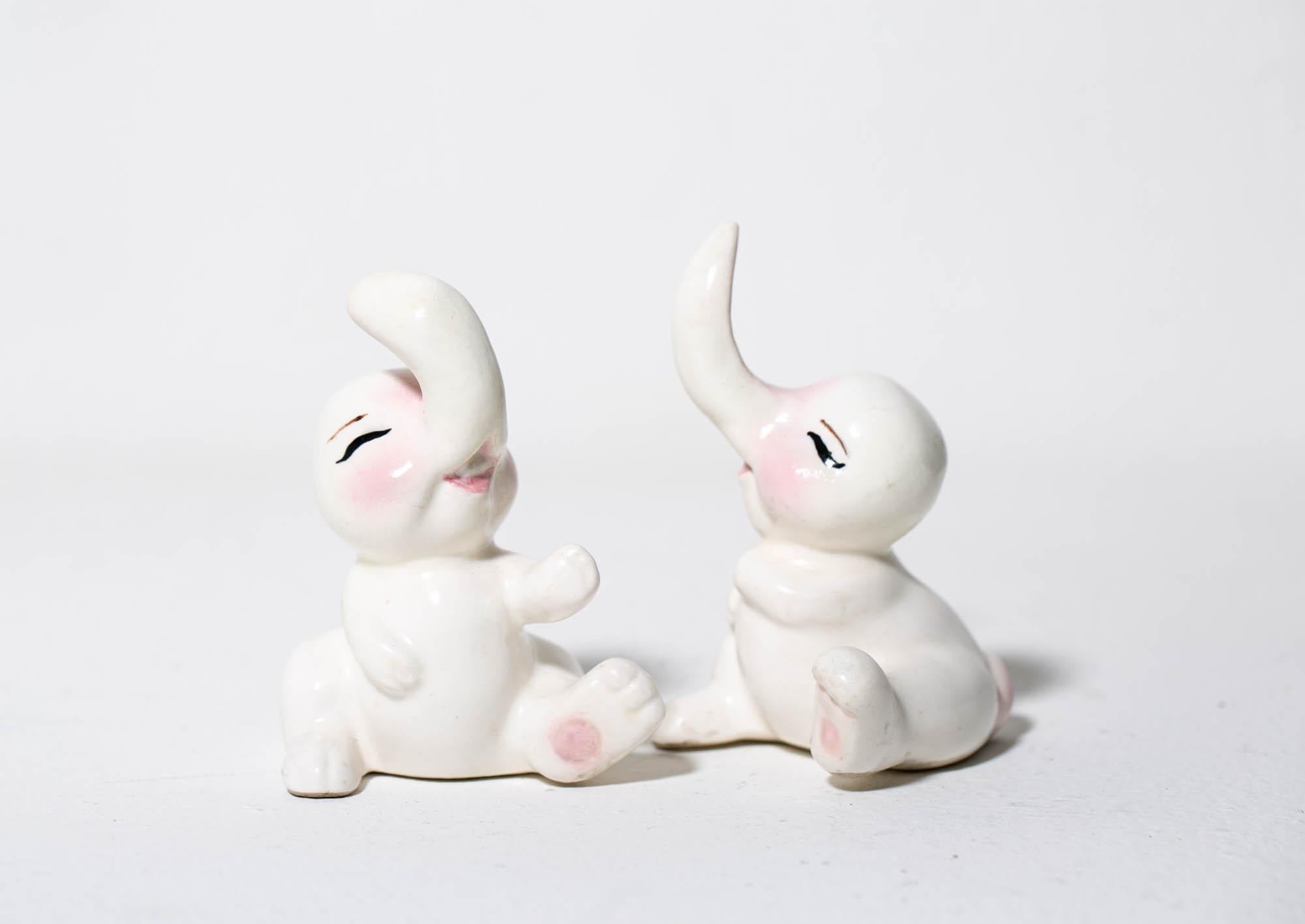 Friends aus der geheimnisvollen Zeit – Sculpture von Debra Broz