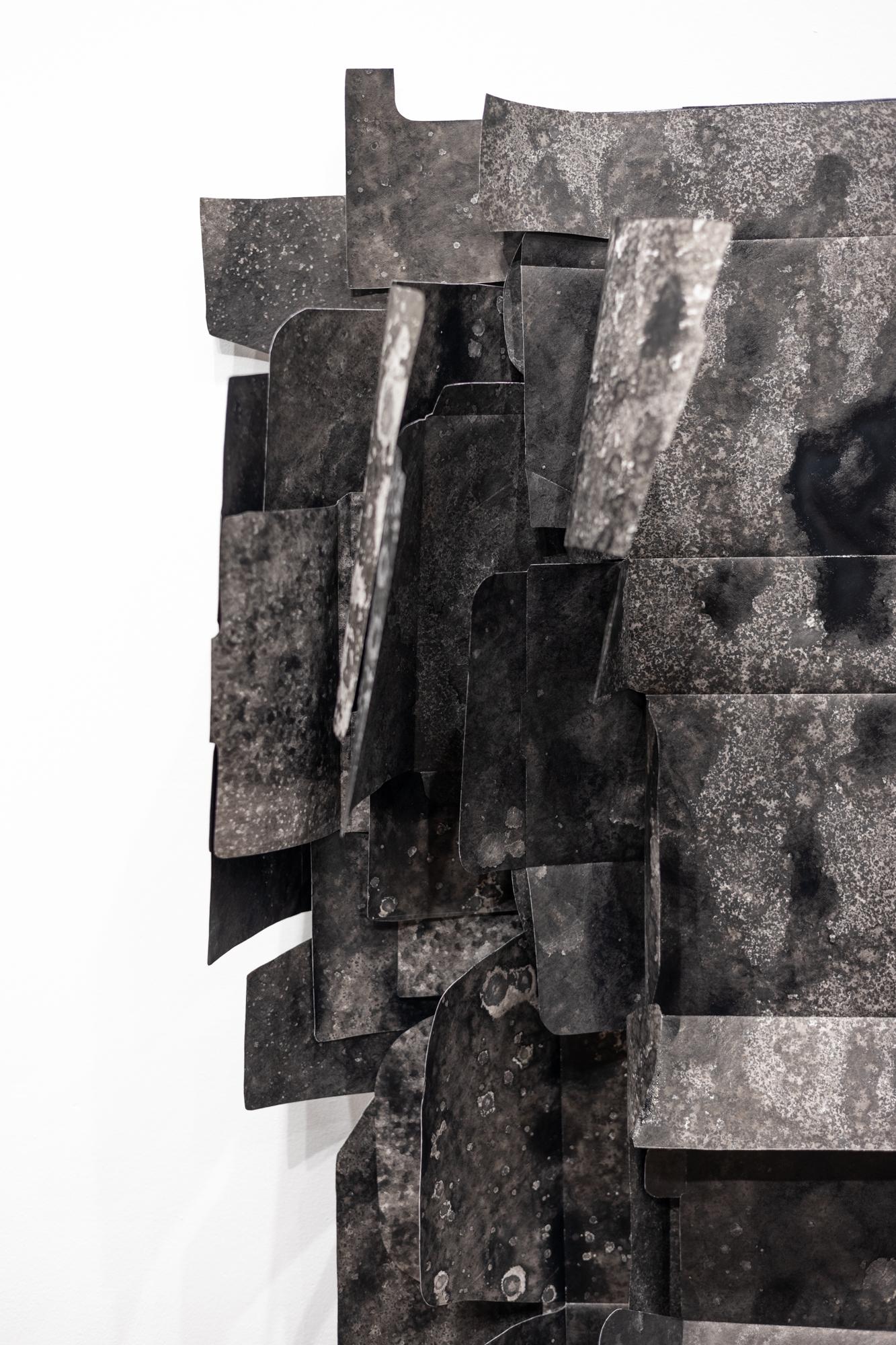 „Delivered and Discarded (positives) #3“ Dimensionale wandhängende Skulptur im Angebot 2