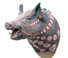 ""Wedding Boar", Taxidermie, Sculpture, Peinture Dimensionnelle, Peinture de Poignet, Motif de Point