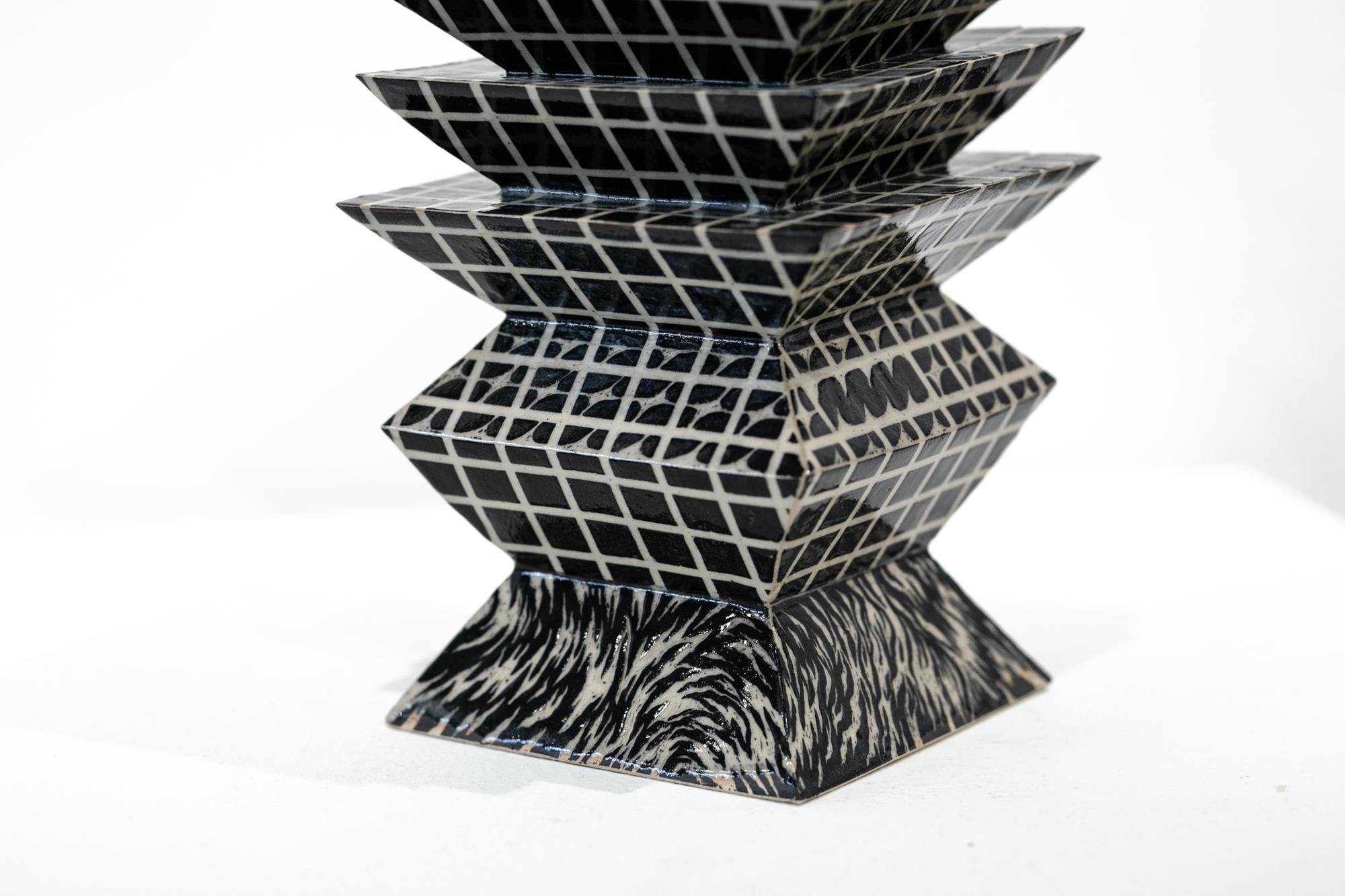 Apprentice's Container - Contemporary Sculpture by Alex Kovacs