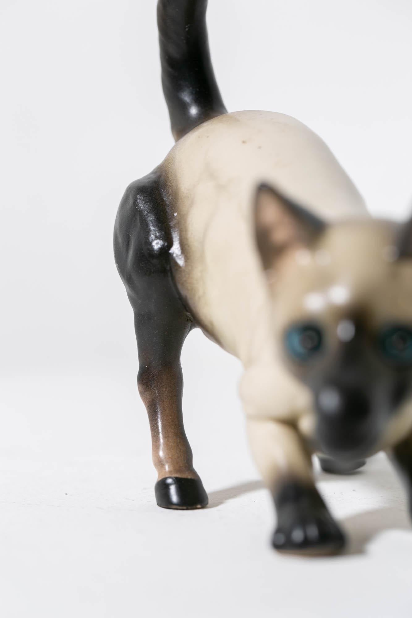 Siamese Horse Cat - Contemporary Sculpture by Debra Broz