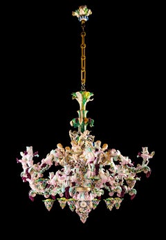Exceptional Meissen porcelaine chandelier with cherubs 