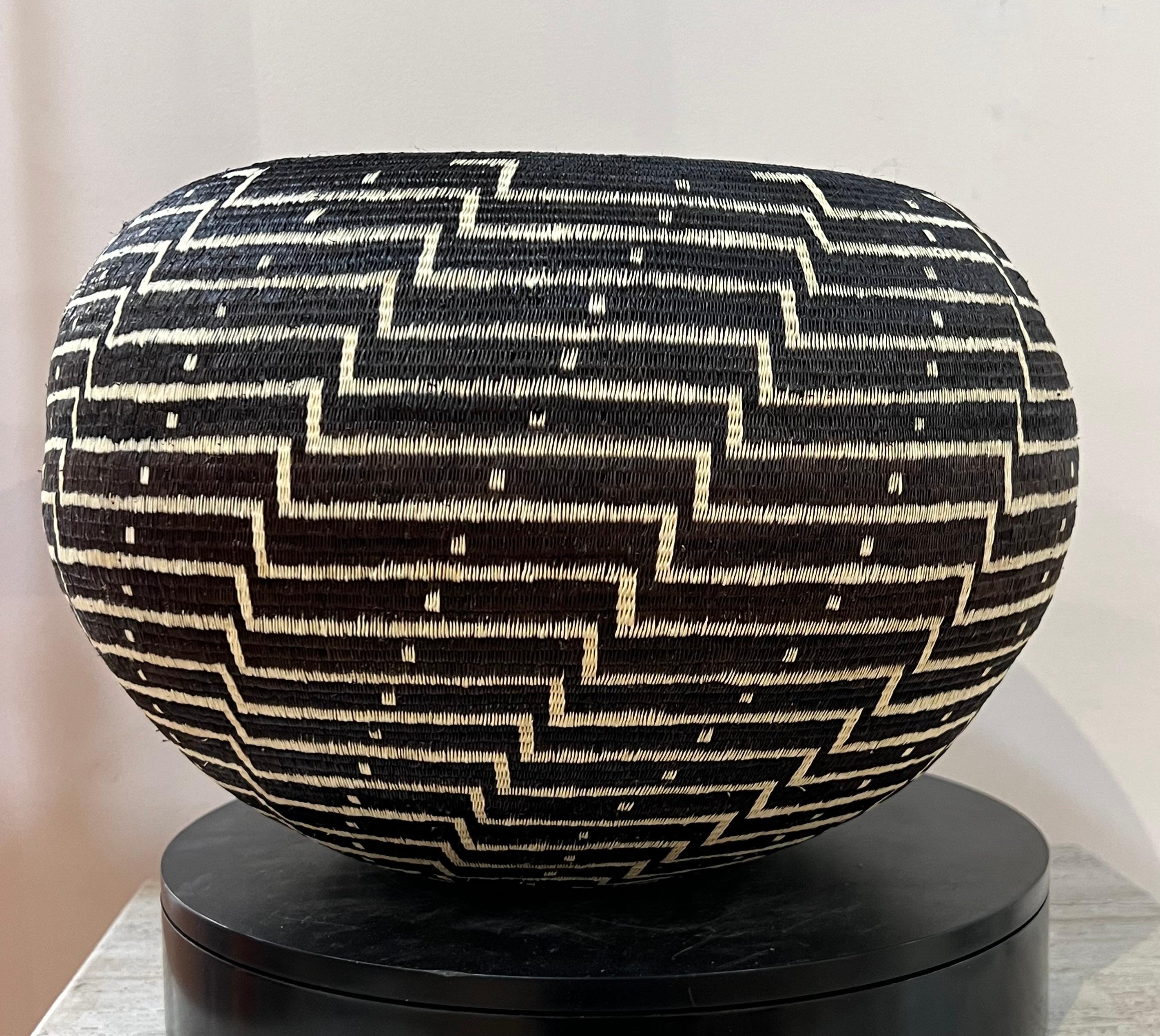 Black and White Basket, Wounaan Tribe, Panama, Rainforest, Geometric, Round - Mixed Media Art by Unknown