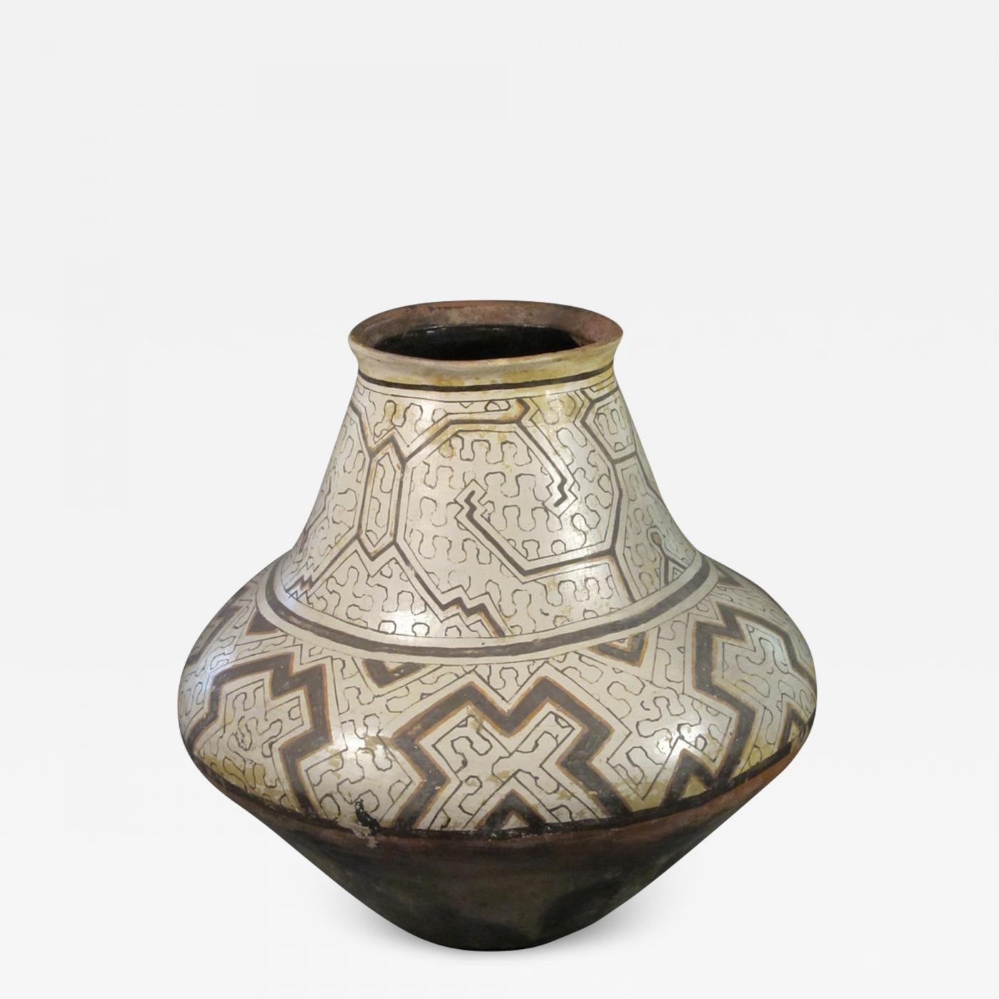 Shipibo geometric pot mid century Peru Amazon pottery cream brown ceramic - Tribal Art by Unknown