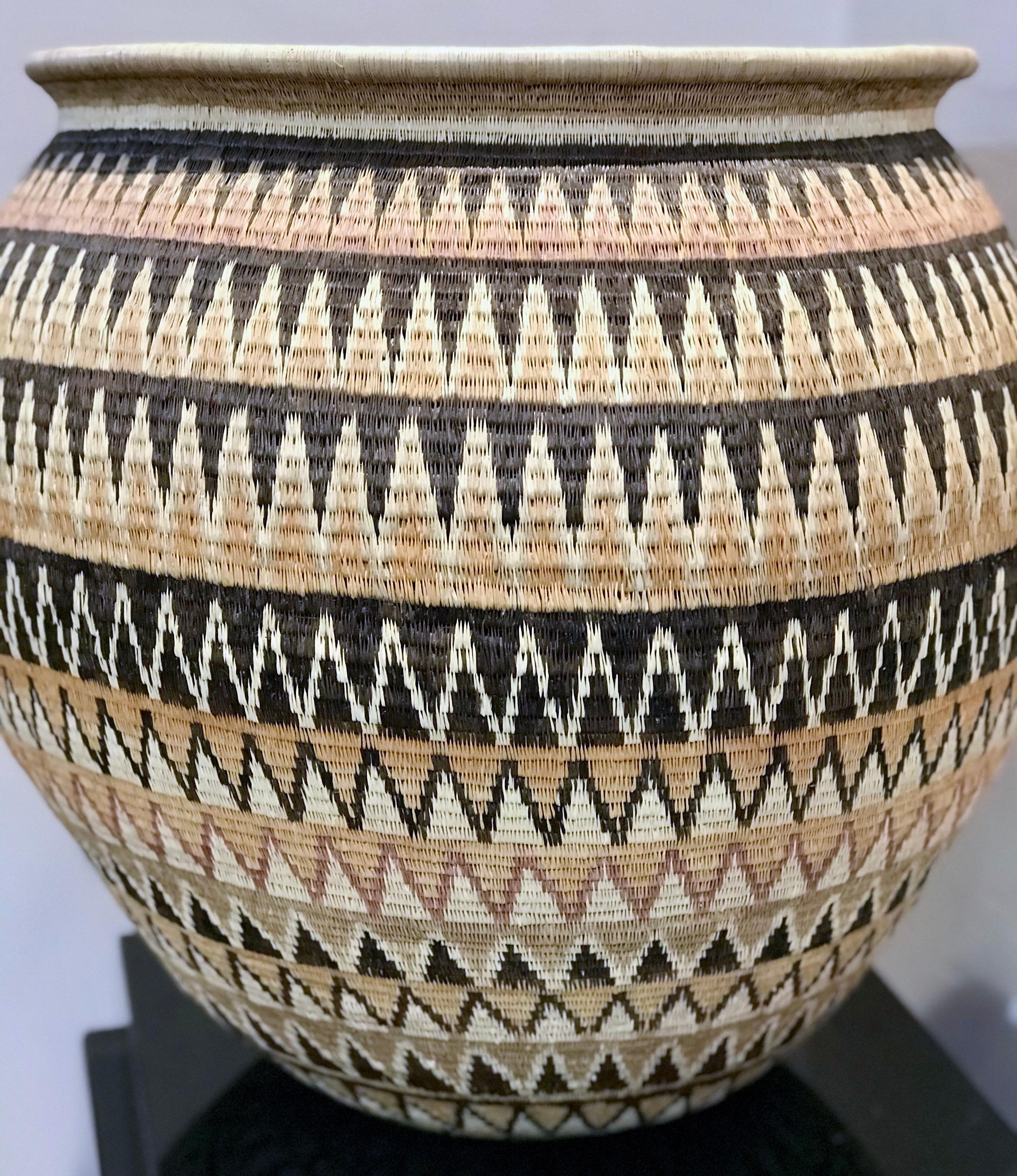 Basket by Elsa Quiros, Geometric gold black white tan designs Panama Rainforest 5