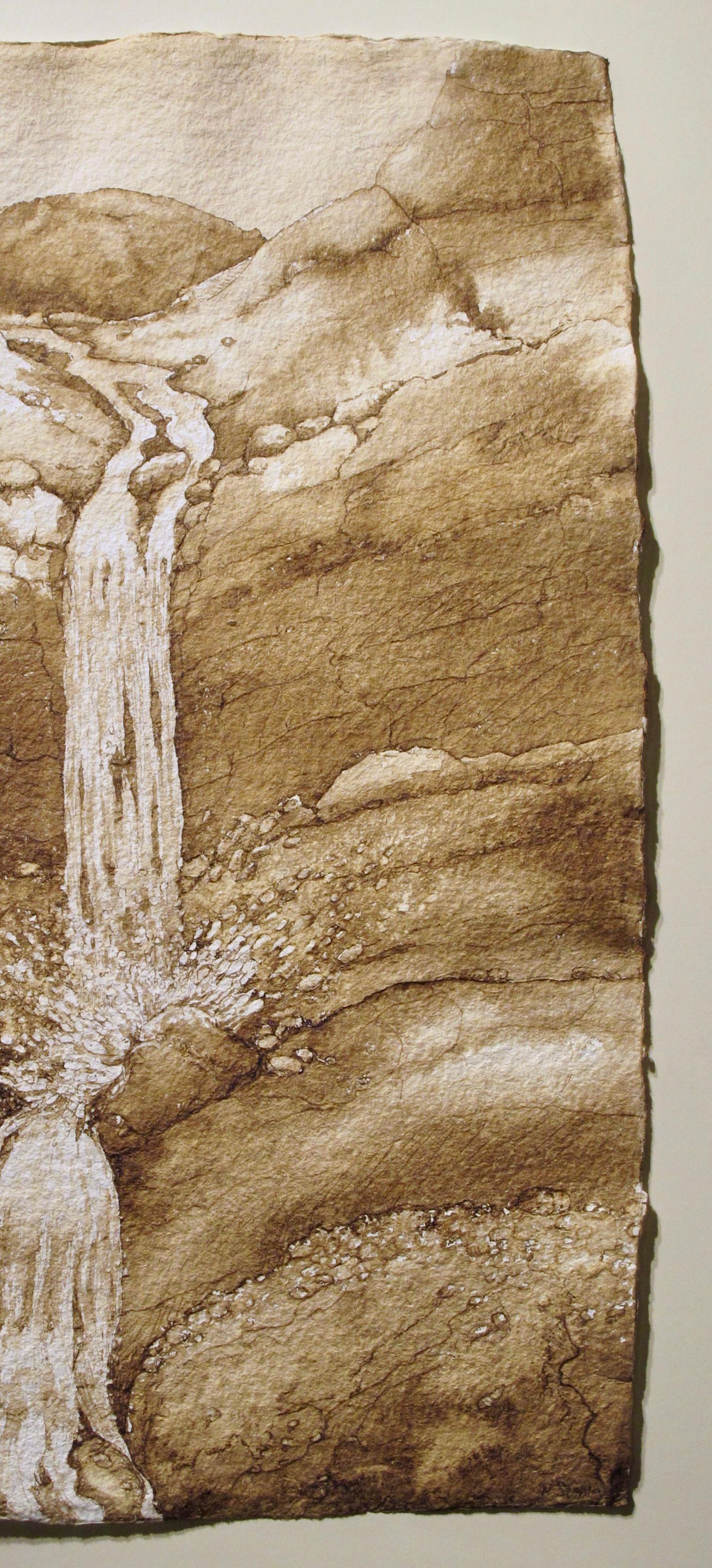 Instant Stream, peinture à l'encre de noyer sur papier fait main, paysage du désert, brun - Contemporain Painting par Helen Stanley