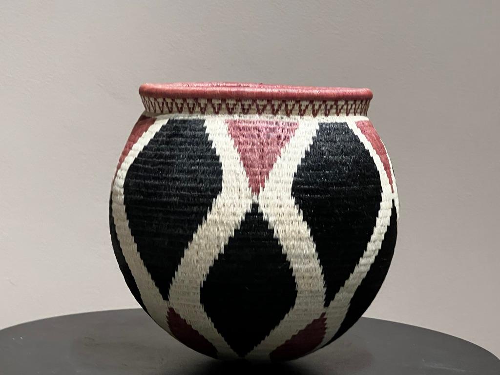 Black, cream and rose colored basket, Wounaan tribe, Panama rainforest, handwork - Art by Unknown