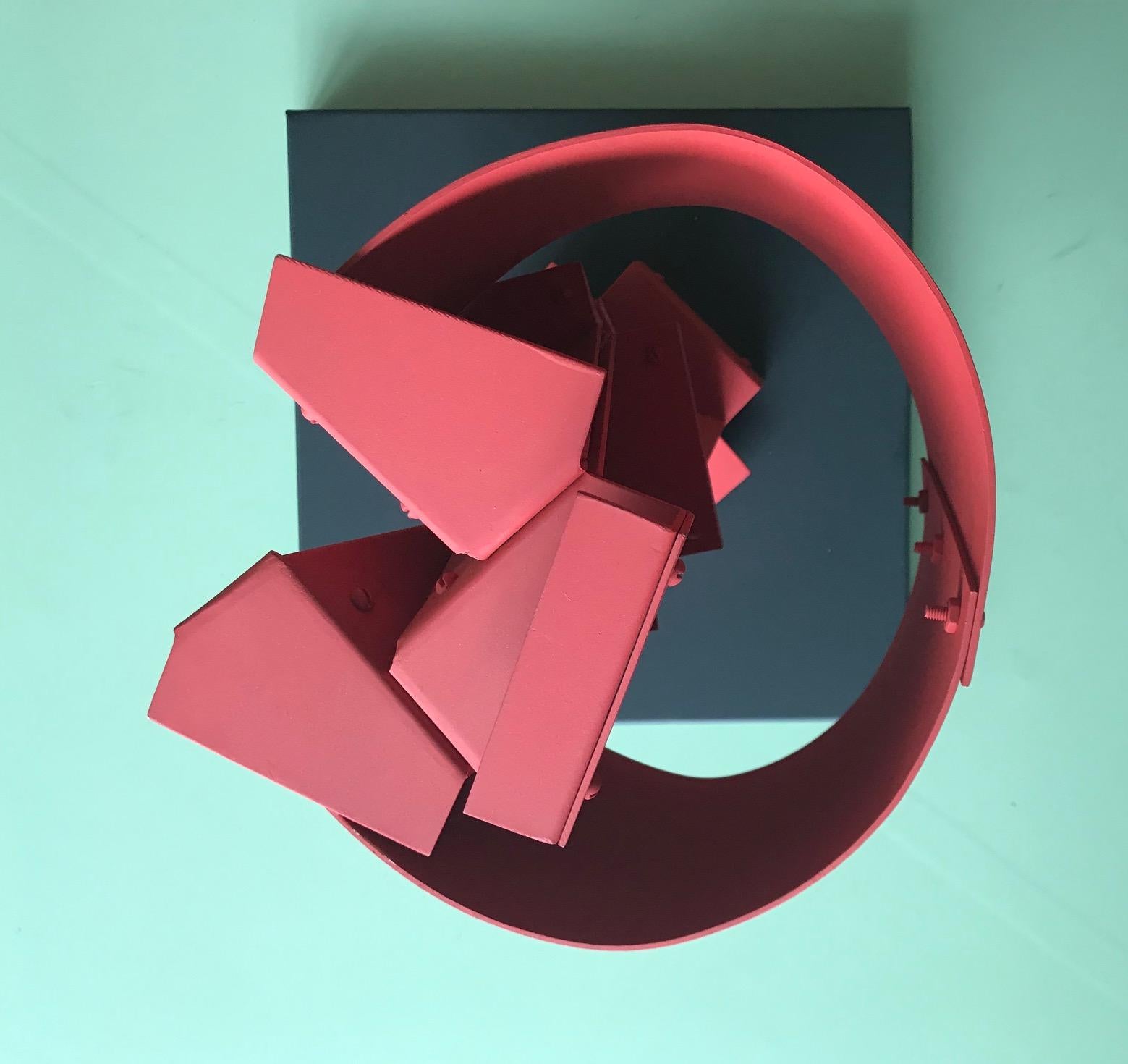Navegante Modern Abstract Red Metal Sculpture by Edgard Negret 2