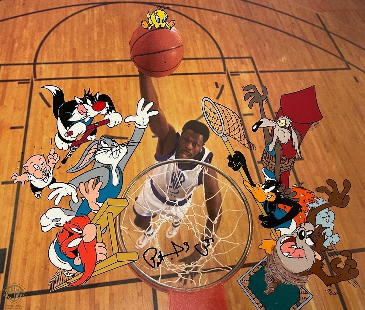 The Legendary Big Man, signiert von Patrick Ewing – Art von Looney Tunes Studio Artists