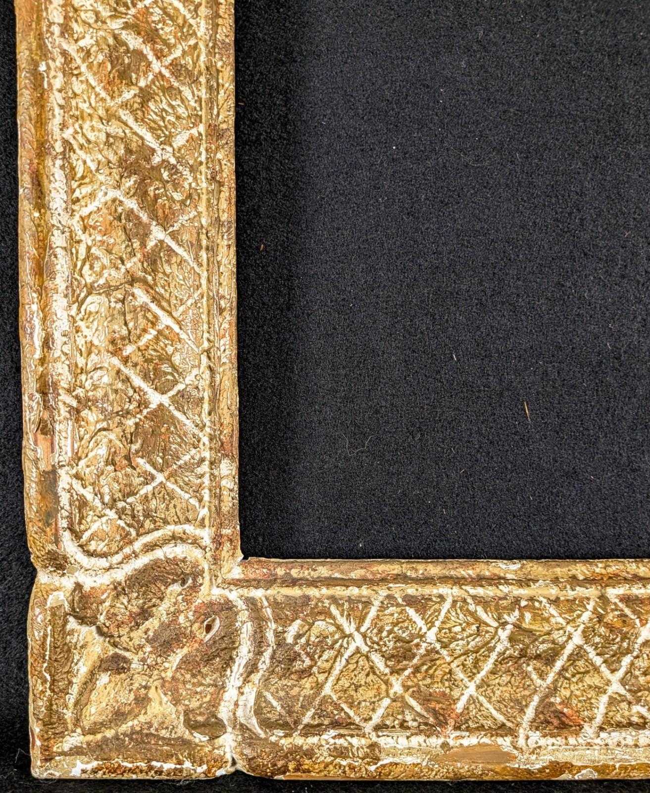 An beautiful mid 20th century French painted wood Montparnasse frame to fit a 15 x 12 inch painting. Lovely lattice work design which is rather unusual.

Artist: French School, early 20th century
Title: Montparnasse Frame
Rebate size: 15 x 12 inches