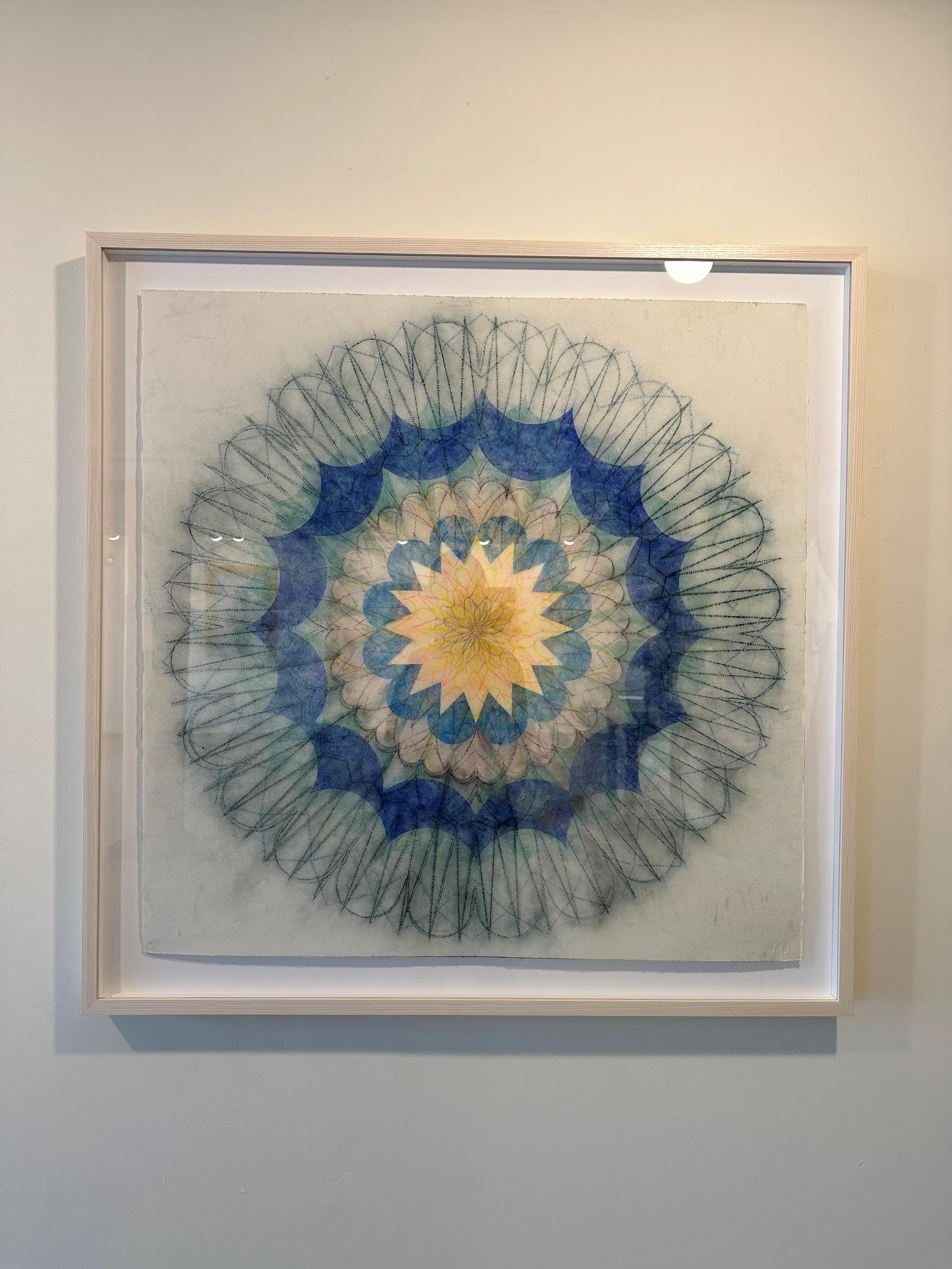 Primavera Pop quatorze, Mandala de fleurs géométriques, bleu marine, sarcelle, rose, jaune - Contemporain Art par Mary Judge