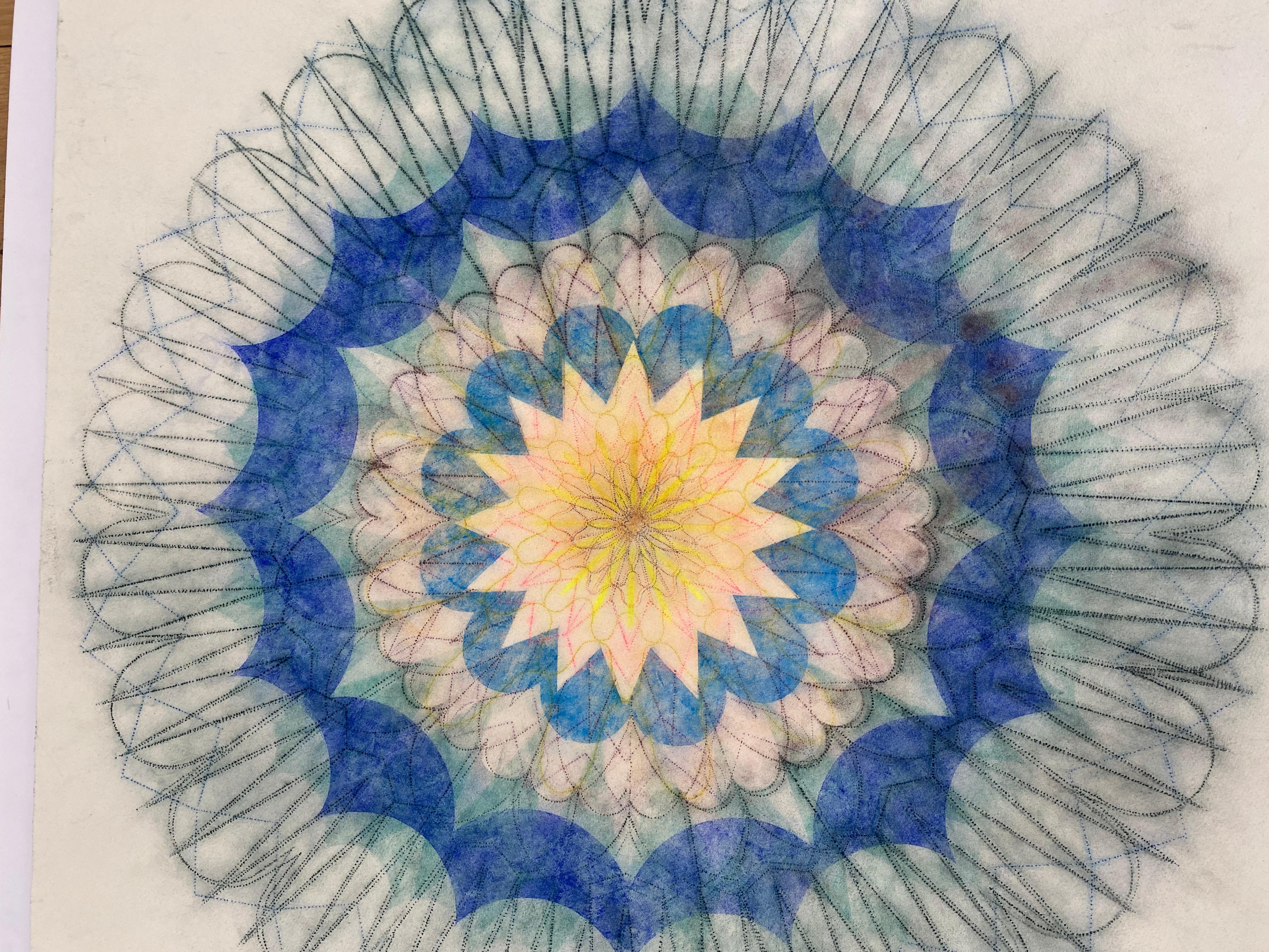 Primavera Pop quatorze, Mandala de fleurs géométriques, bleu marine, sarcelle, rose, jaune en vente 2