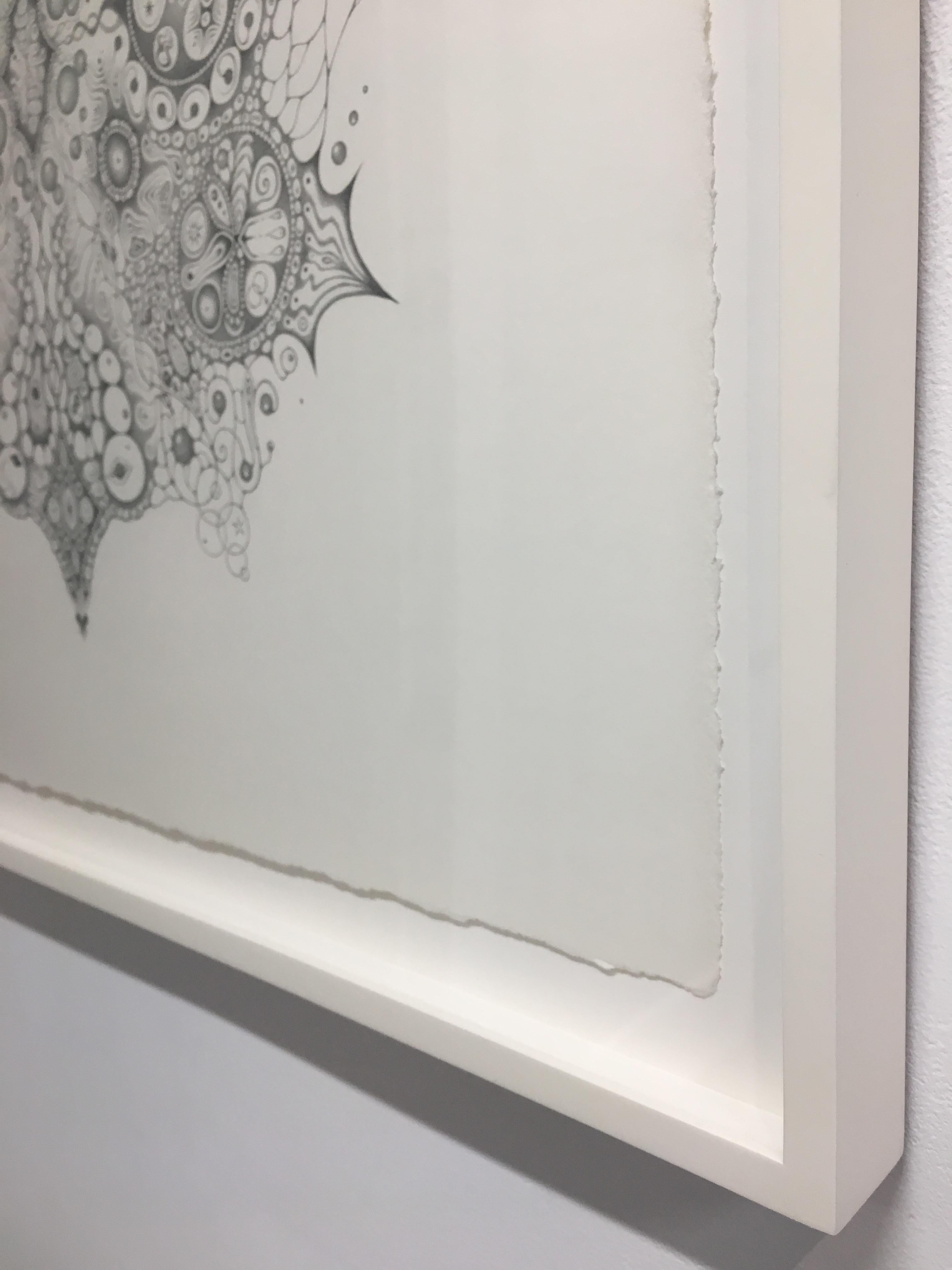 Drawing Mandala « Oneness » 125 flocons de neige, planètes, croissants de lune, motifs en vente 2