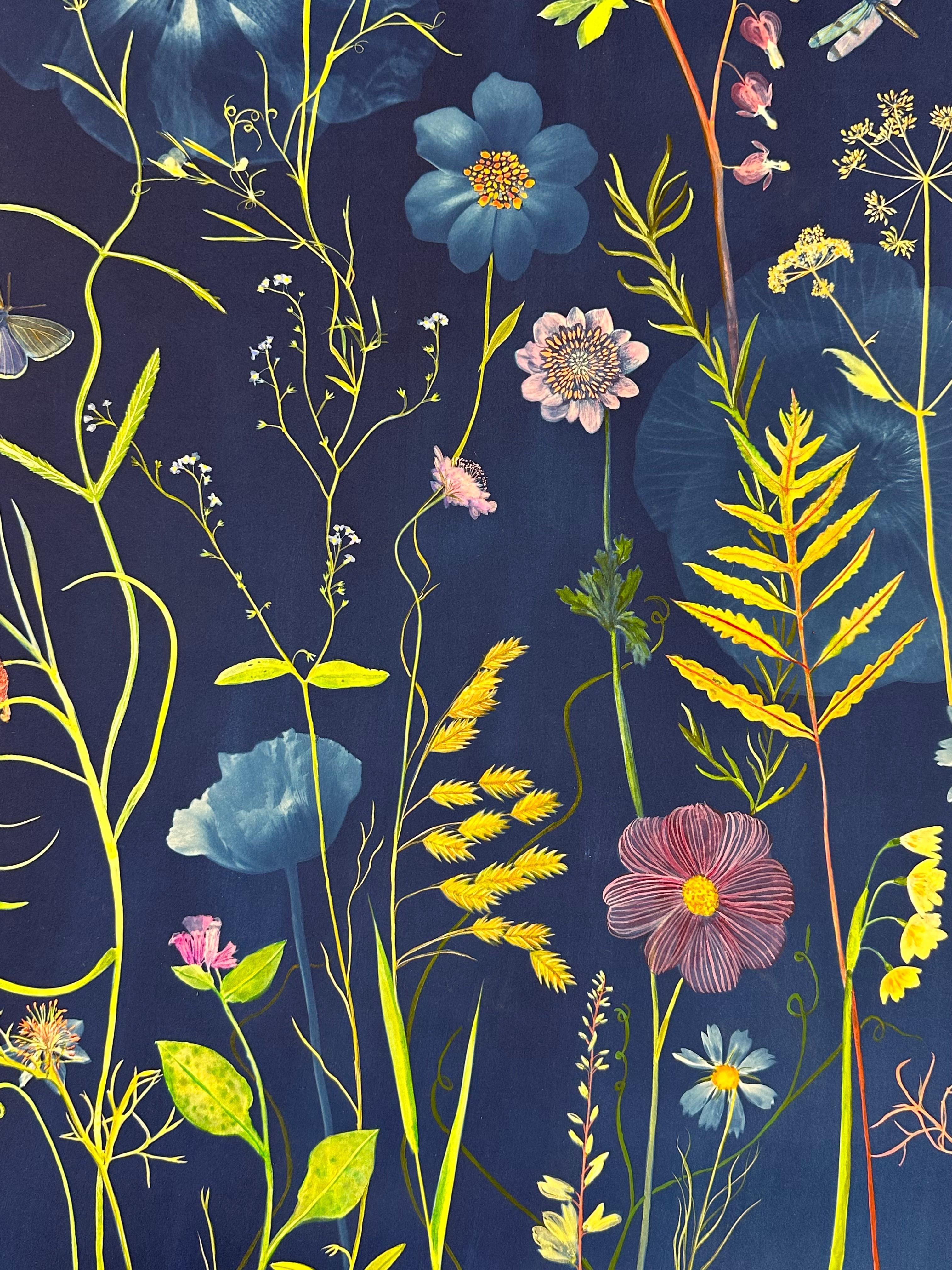Pintoresco Lirio Botánico - Pintura Cianotipia Flores Azul Añil, 2023 - Art Contemporáneo de Julia Whitney Barnes