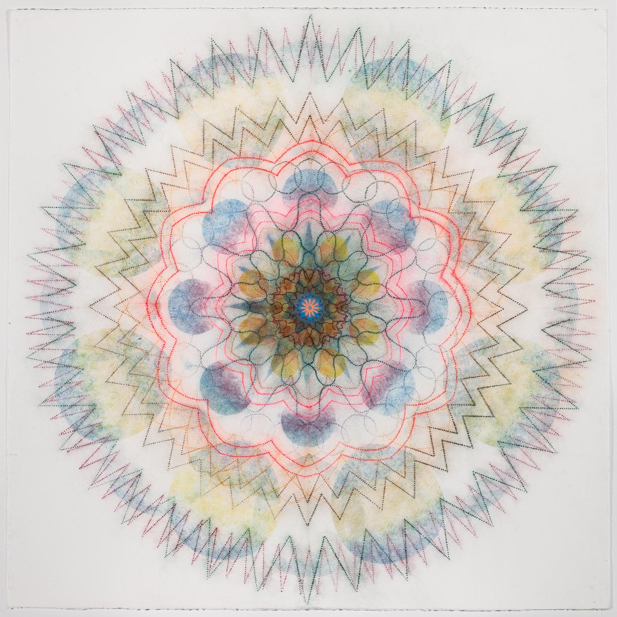 Abstract Drawing di Mary Judge - Girandola Watermill W11 - Mandala geometrico blu verde contemporaneo, 2023