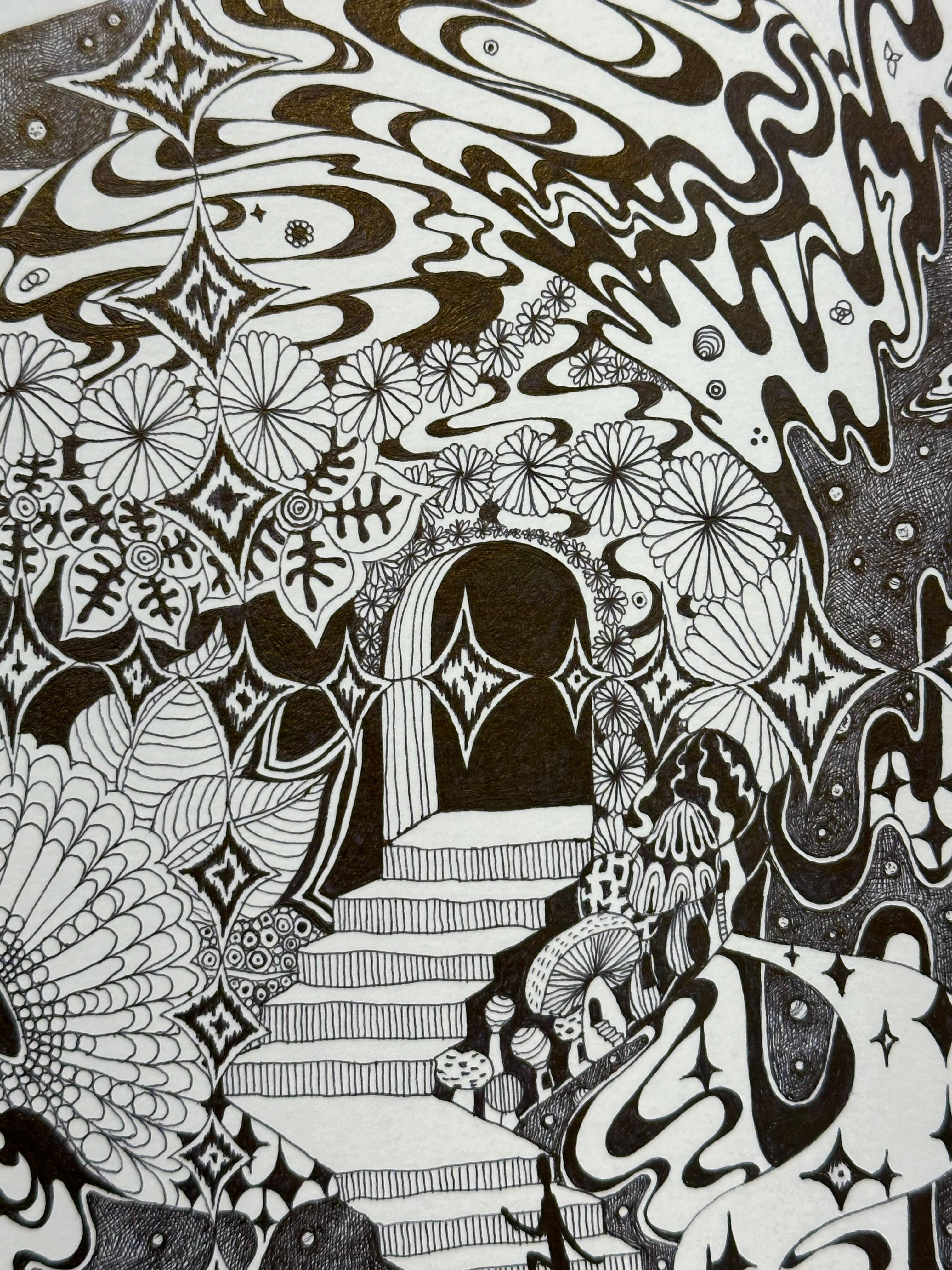 Une minuscule silhouette noire monte un escalier jusqu'à un portail entouré de motifs méticuleusement rendus. Ce dessin contemporain est entièrement réalisé à la main en utilisant uniquement un stylo et du papier.

Encadré dans un cadre en bois noir