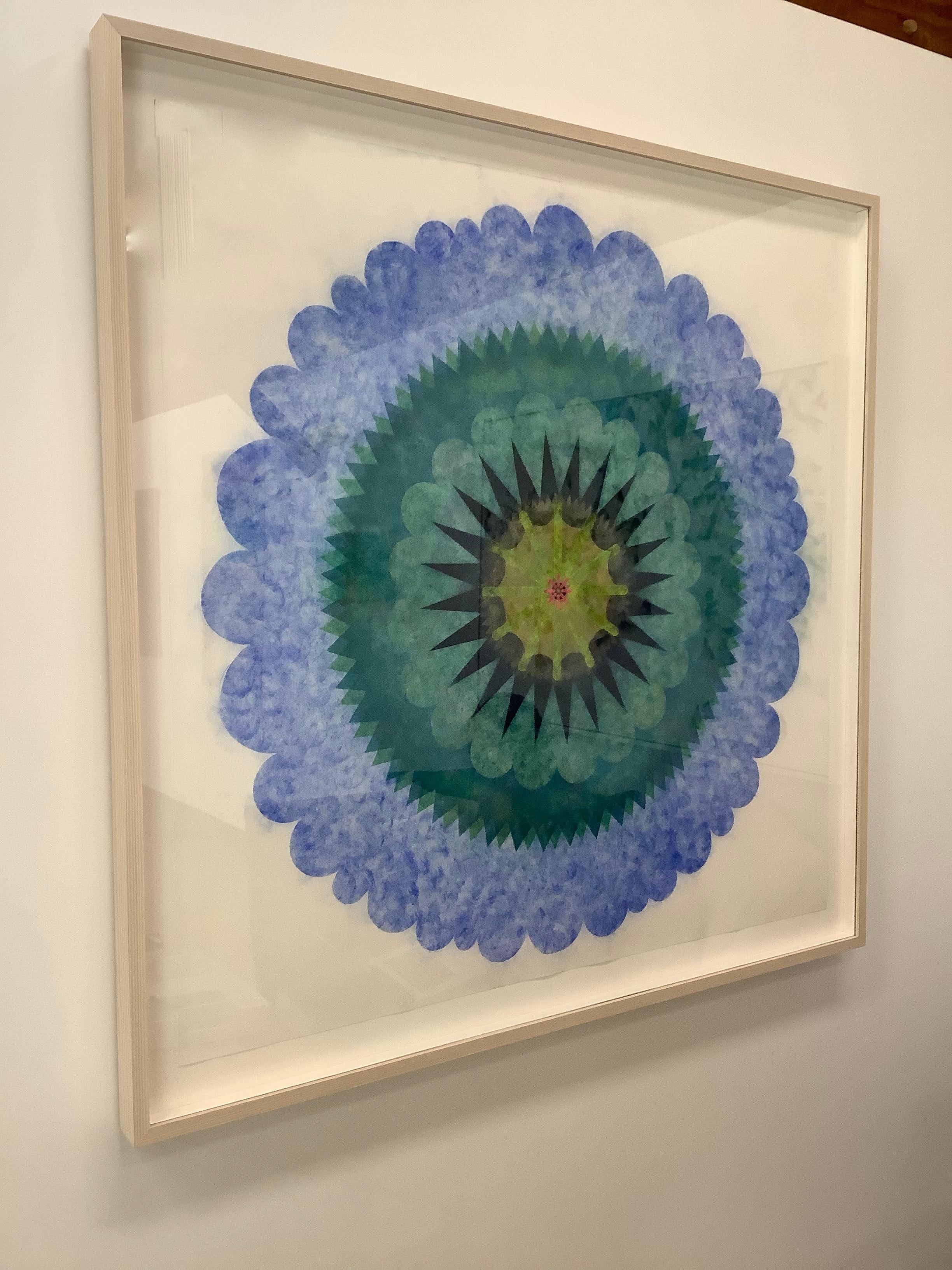 Blu Opus Eight - Mandala astratto geometrico fiore blu verde navy, 2019 - Abstract Drawing Grigio di Mary Judge