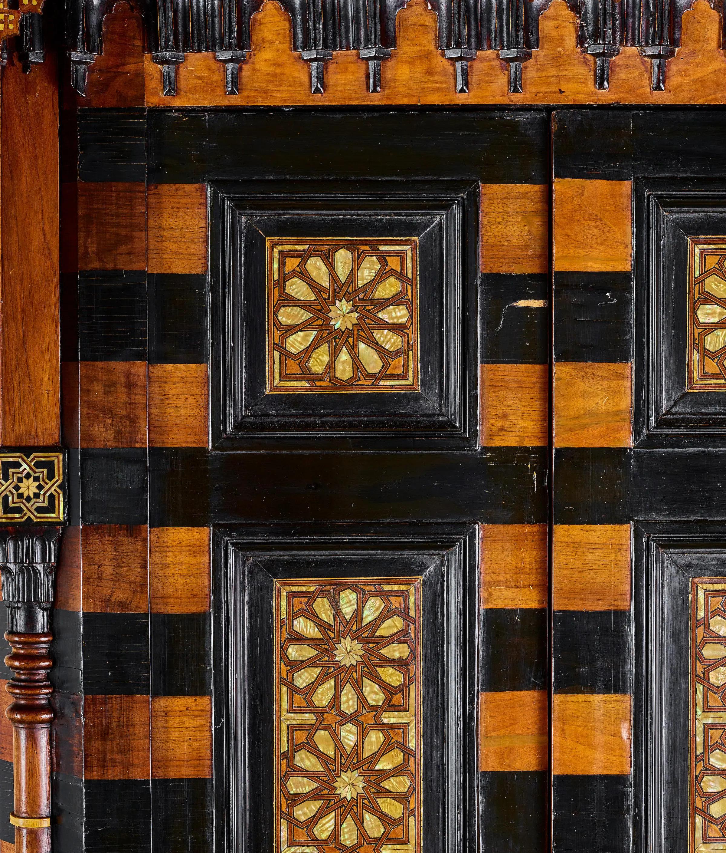 A Levantine Style Simulated Bone and Shell Inlaid Armoire en vente 4