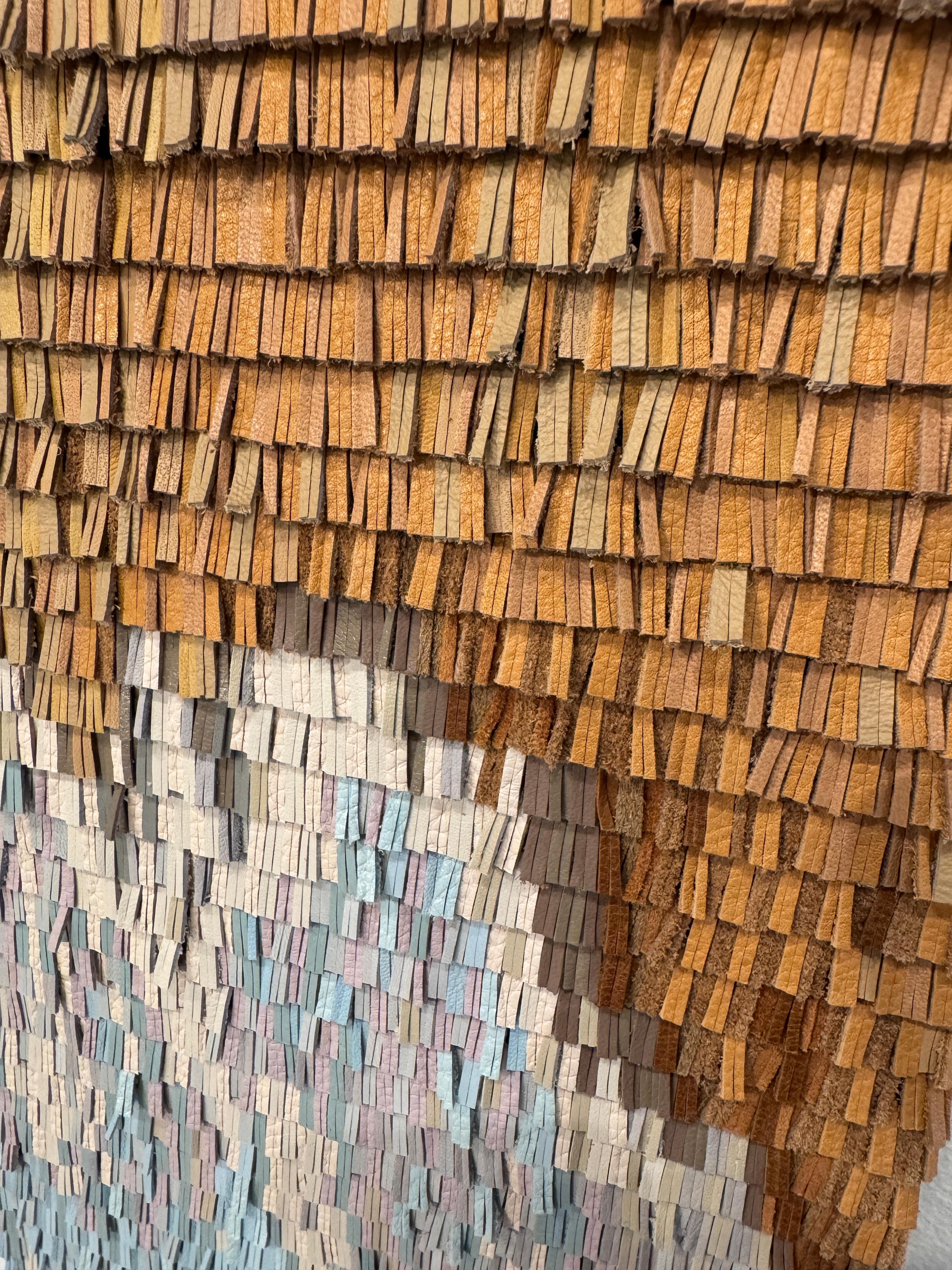 Œuvre tissée en cuir à dégradé de couleur orange-bleu en vente 9
