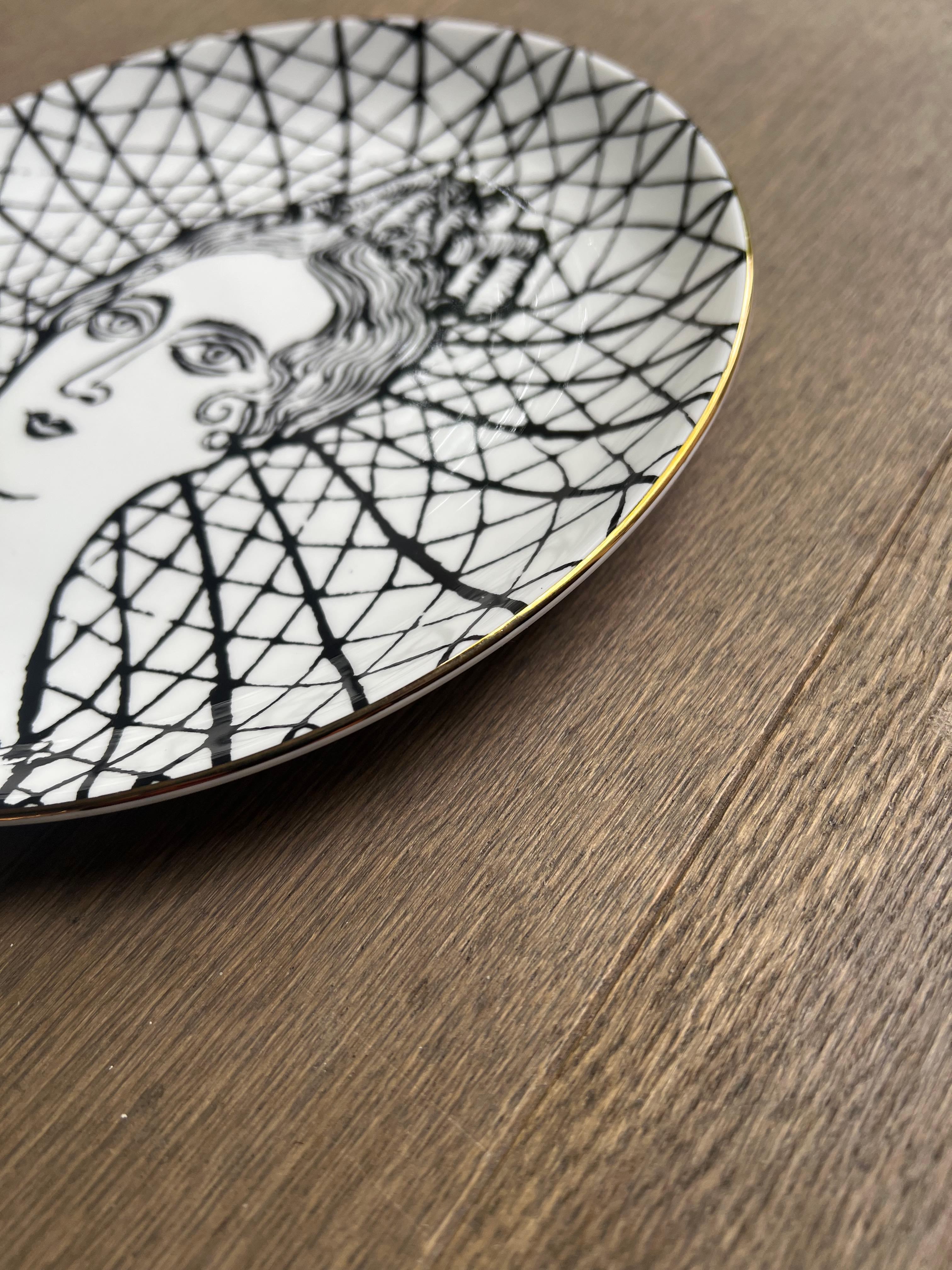 Grayson Perry – Porträtteller 3 im Angebot 1