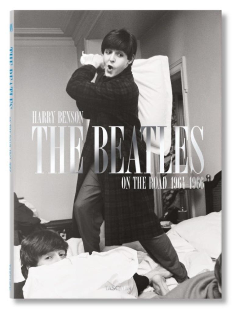 The Beatles on the Road 1964-1966 1°Edizione. (Firmato) - Art di Harry Benson