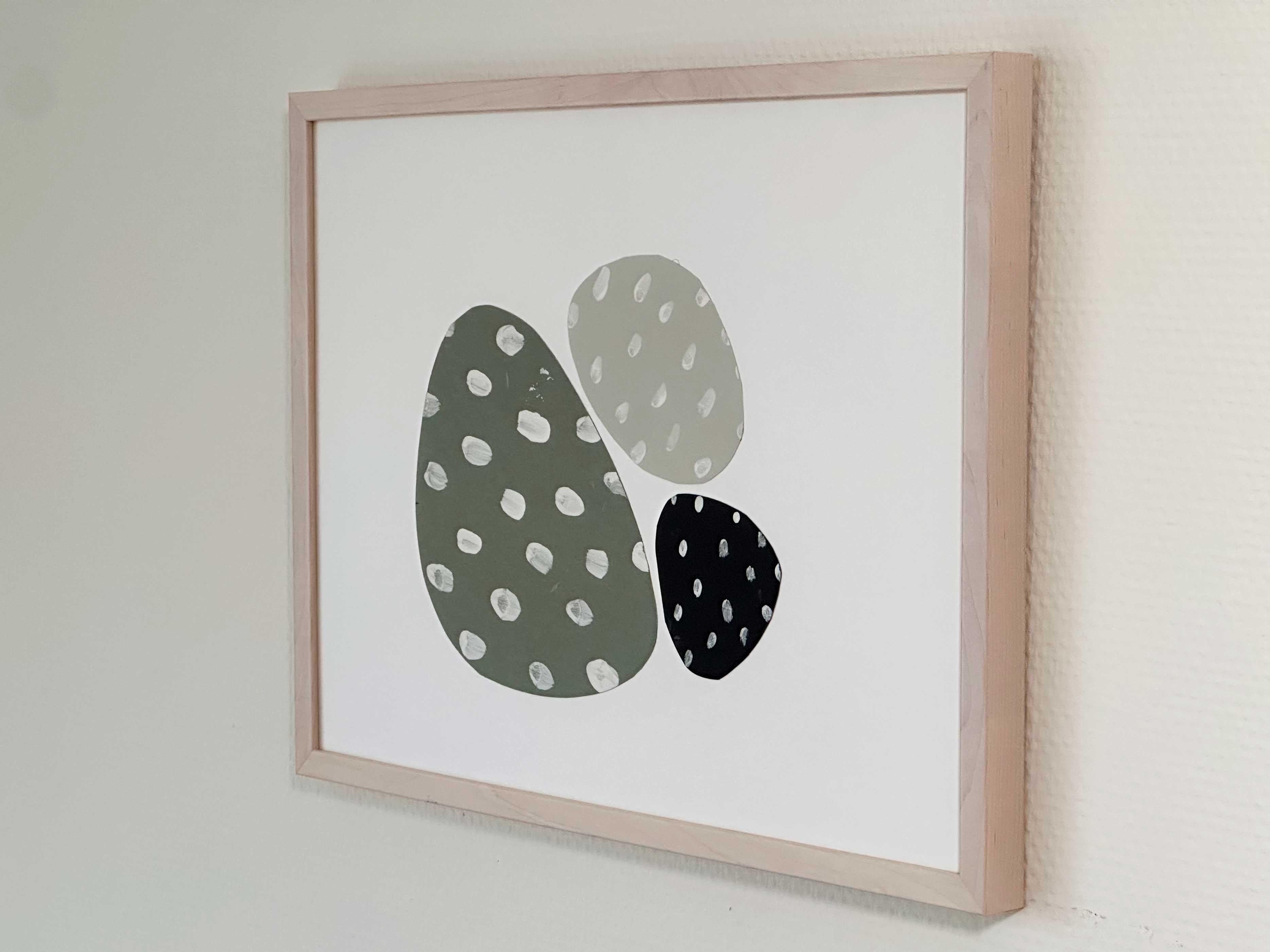 Collage sur papier vert sauge noir moderne wabi-sabi asymétrie points organique ovale en vente 1