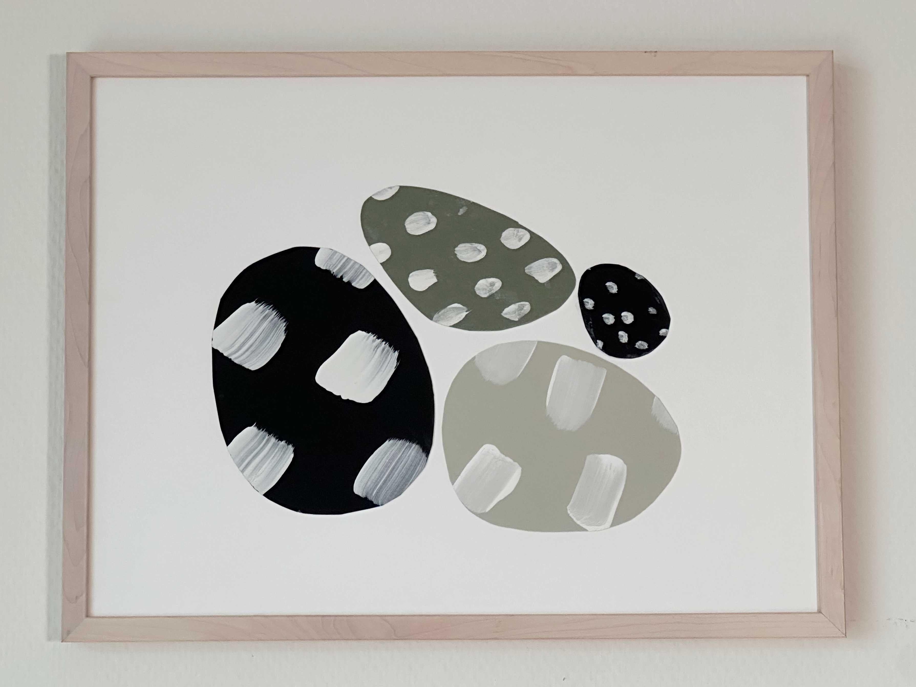 Collage sur papier vert sauge beige noir abstrait ludique à pois organique ovale - Art de Amanda Andersen