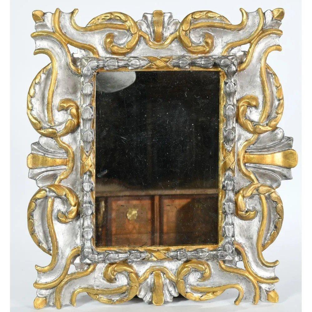 Rechteckiger Spiegel aus Norditalien, frühes achtzehnten Jahrhundert – Art von Unknown