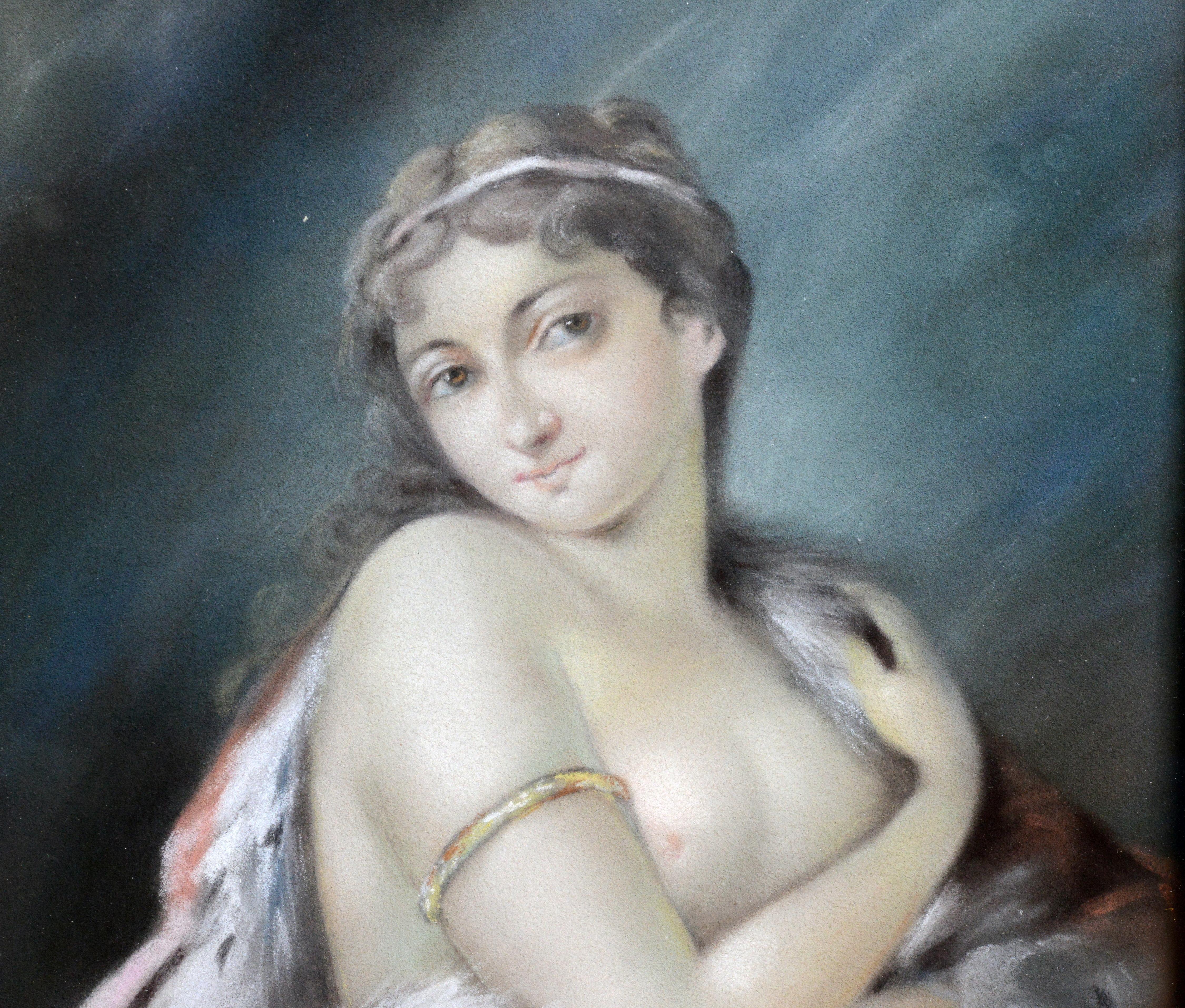 Portrait rococo Femme nue au manteau royal Début du 20e siècle Dessin au pastel - Réalisme Art par Unknown