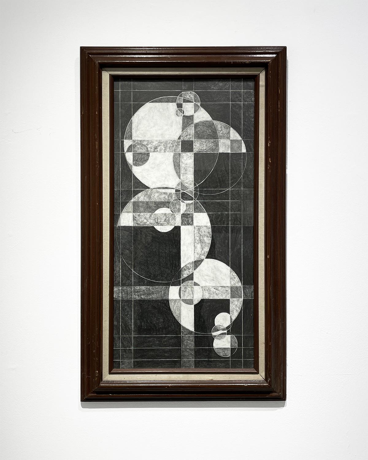 Lunar Oculus III (dessin monochrome d'une abstraction géométrique dans un cadre vintage) - Art de David Dew Bruner