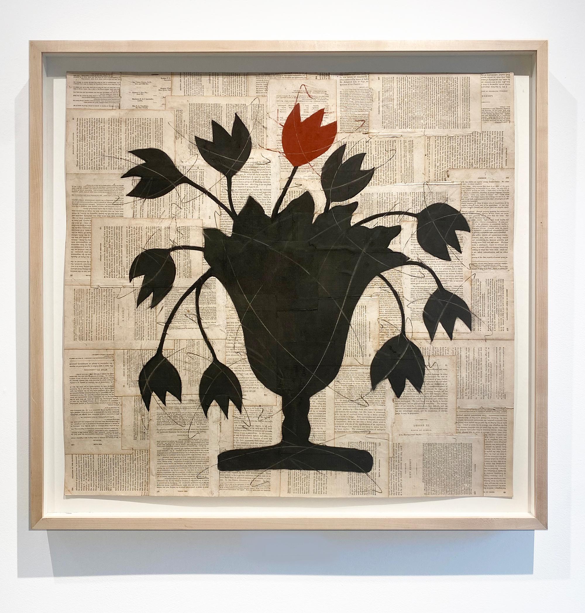 Uno rojo (Dibujo abstracto de bodegón de flores negras y rojas en un jarrón) - Art de Louise Laplante